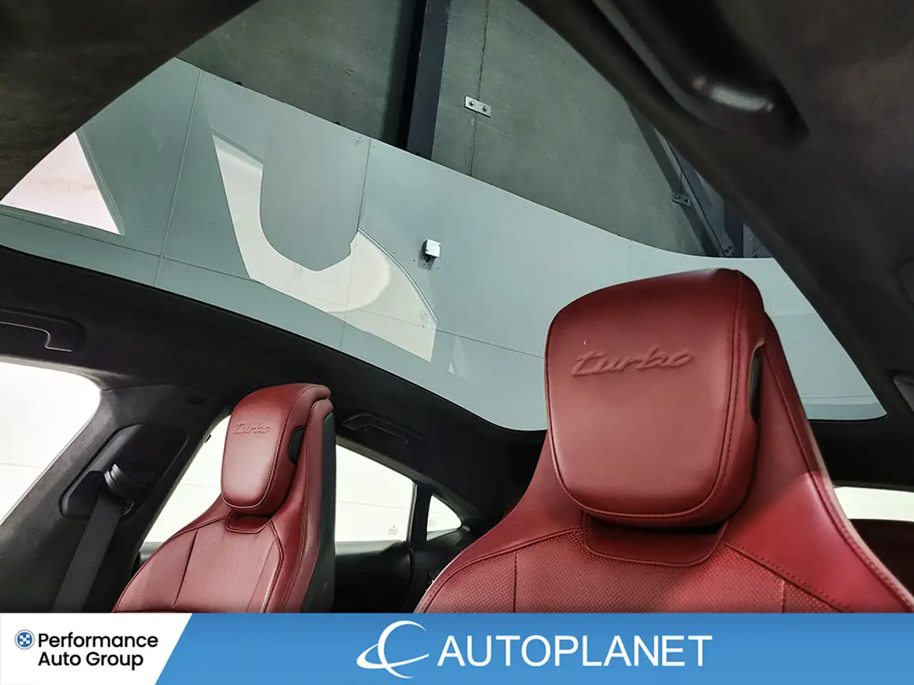 Porsche Taycan снимка Porsche Taycan