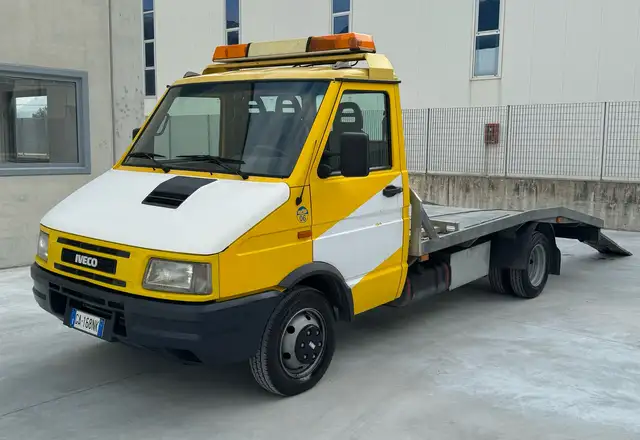Iveco Daily Carroattrezzi-patente B-perfette condizioni-