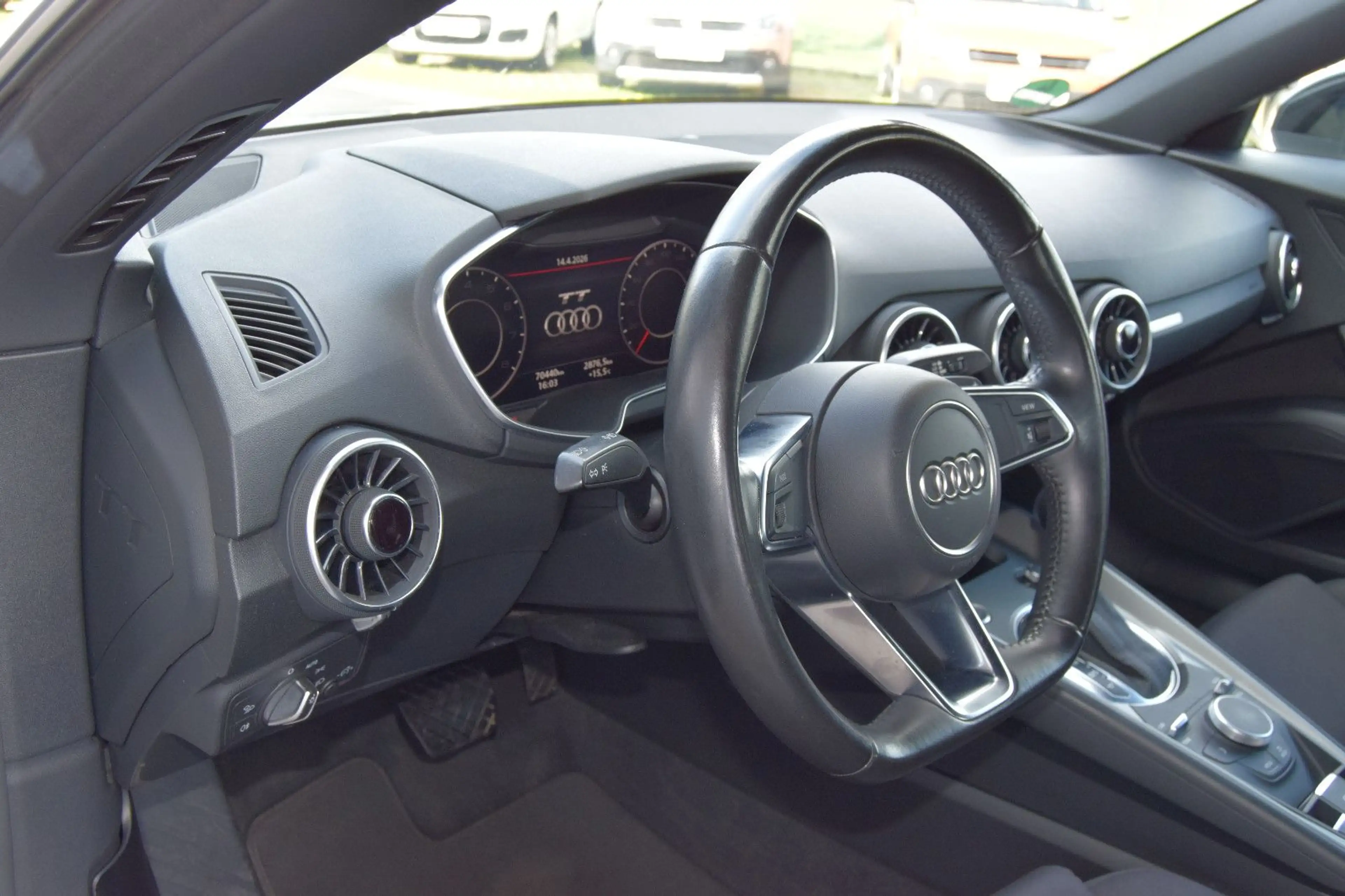 Audi TT Roadster 1.8 TFSI S tronic — photo 11