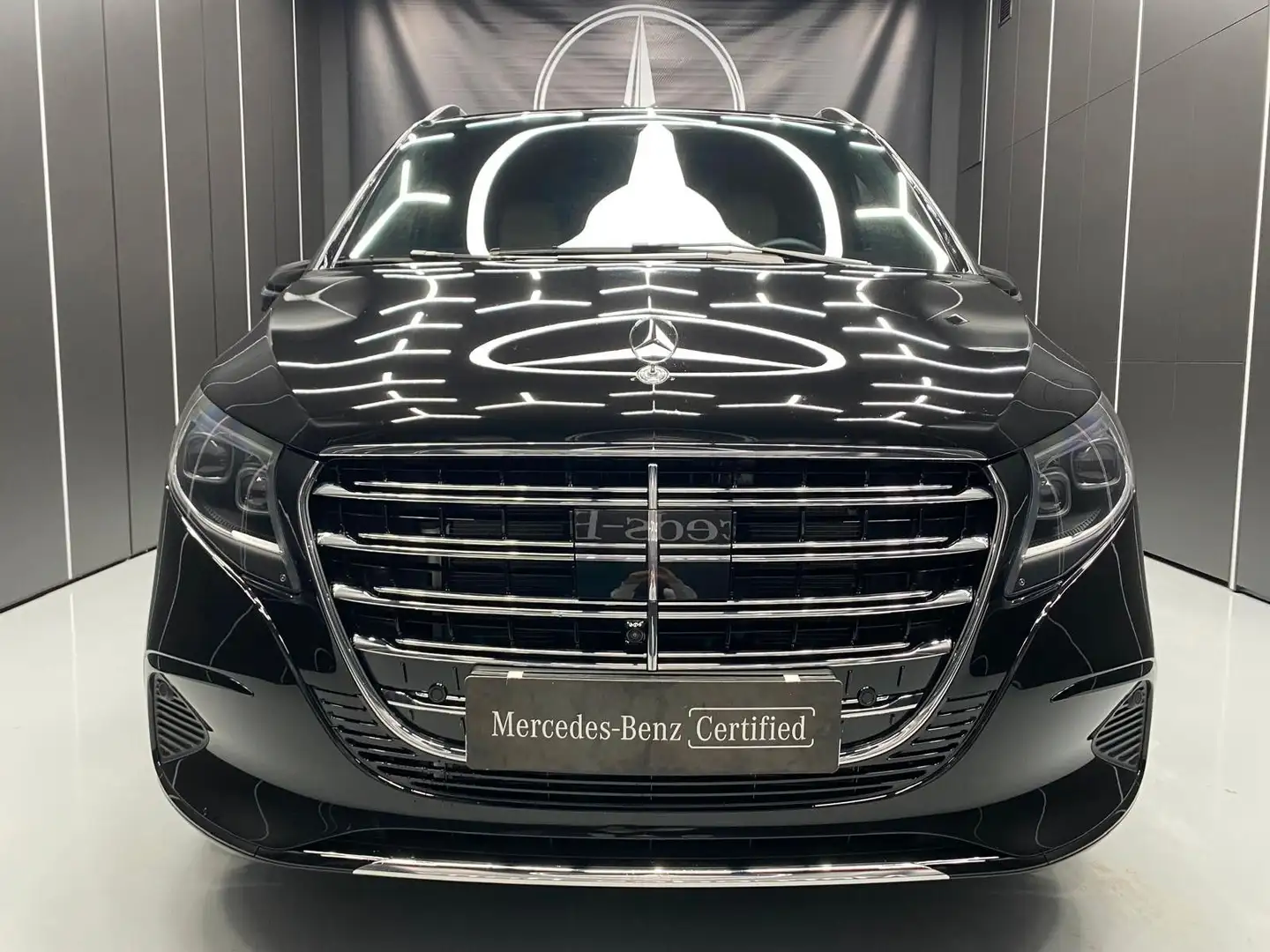 Mercedes-Benz V 300 d 4MATIC EXCLUSIVE lang, MBUX, 4xSitzklima Schwarz - 2