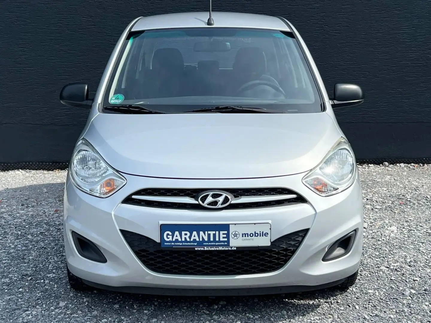 Hyundai i10 FIFA WM Edition 1.1l Klima ZV El. Fensterheb Argent - 2