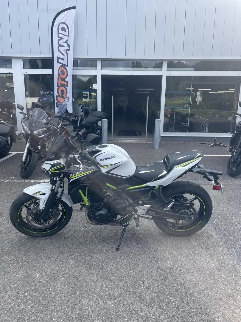 Kawasaki Z 650 Blanc - 1