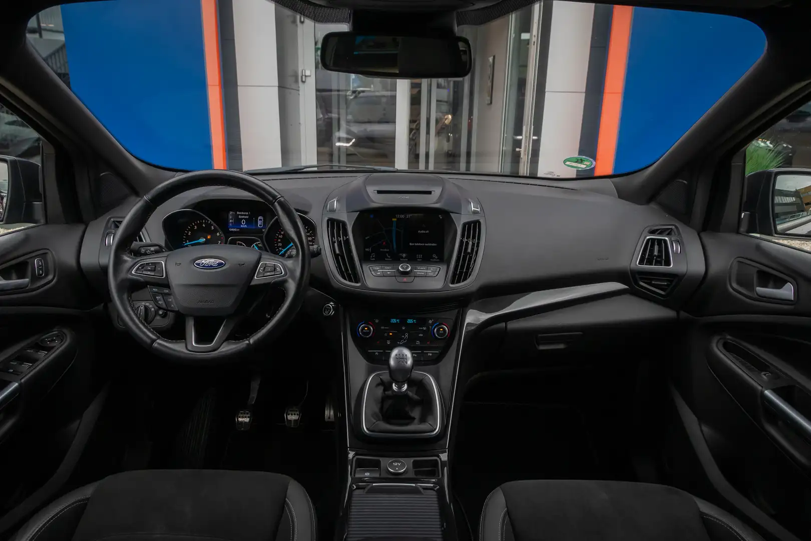 Ford Kuga 1.5 EcoBoost ST Line | Trekhaak+ 2000kg trekgewich Grijs - 2