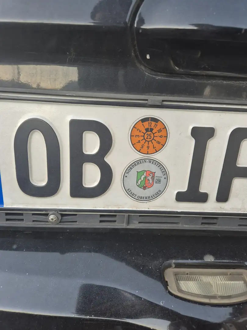 Nissan Micra 1.2 visia Чёрный - 2