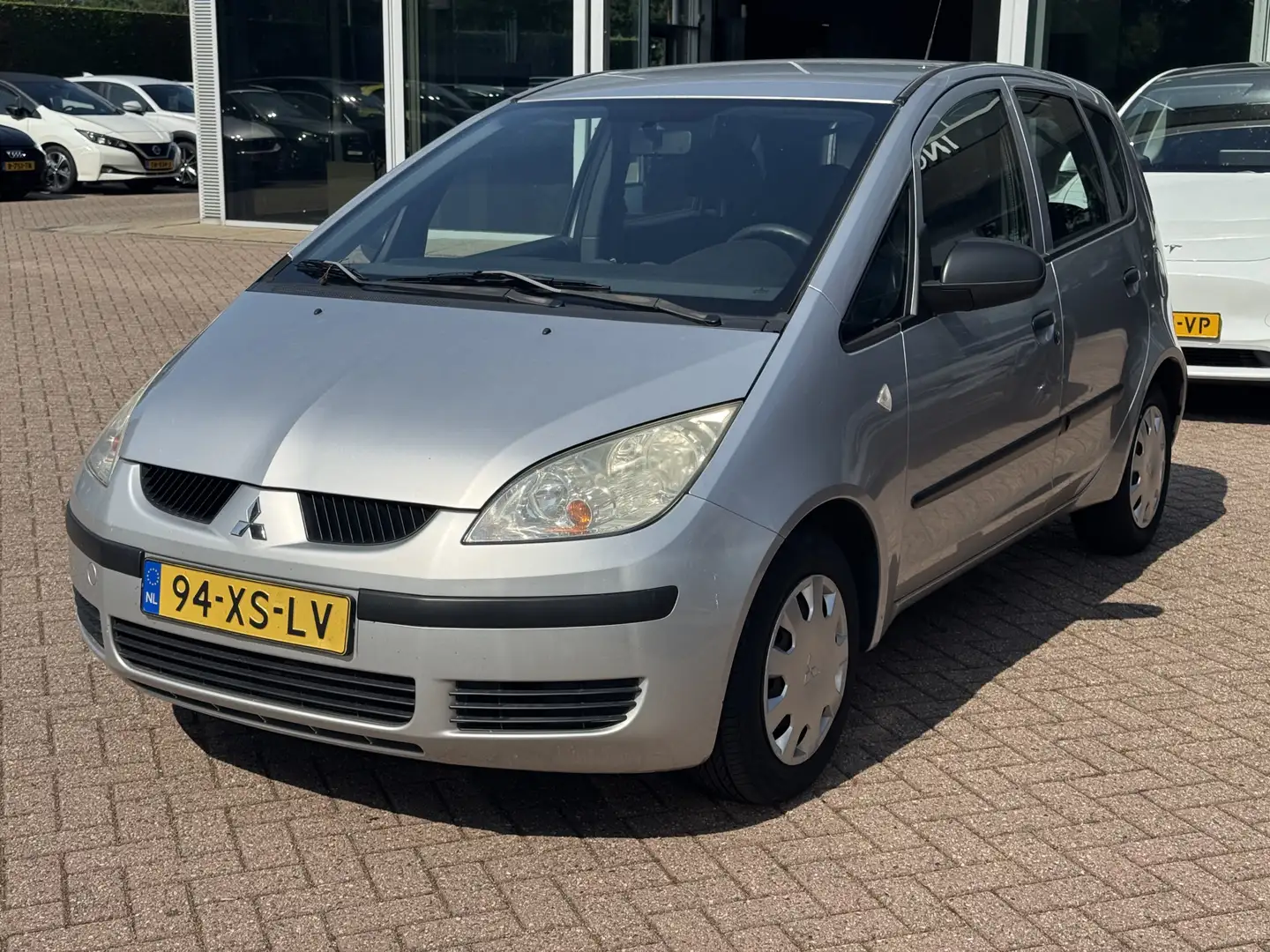 Mitsubishi Colt 1.3 Incharge / NL Auto! / 1e Eign. / Airco / Stuur Grijs - 1