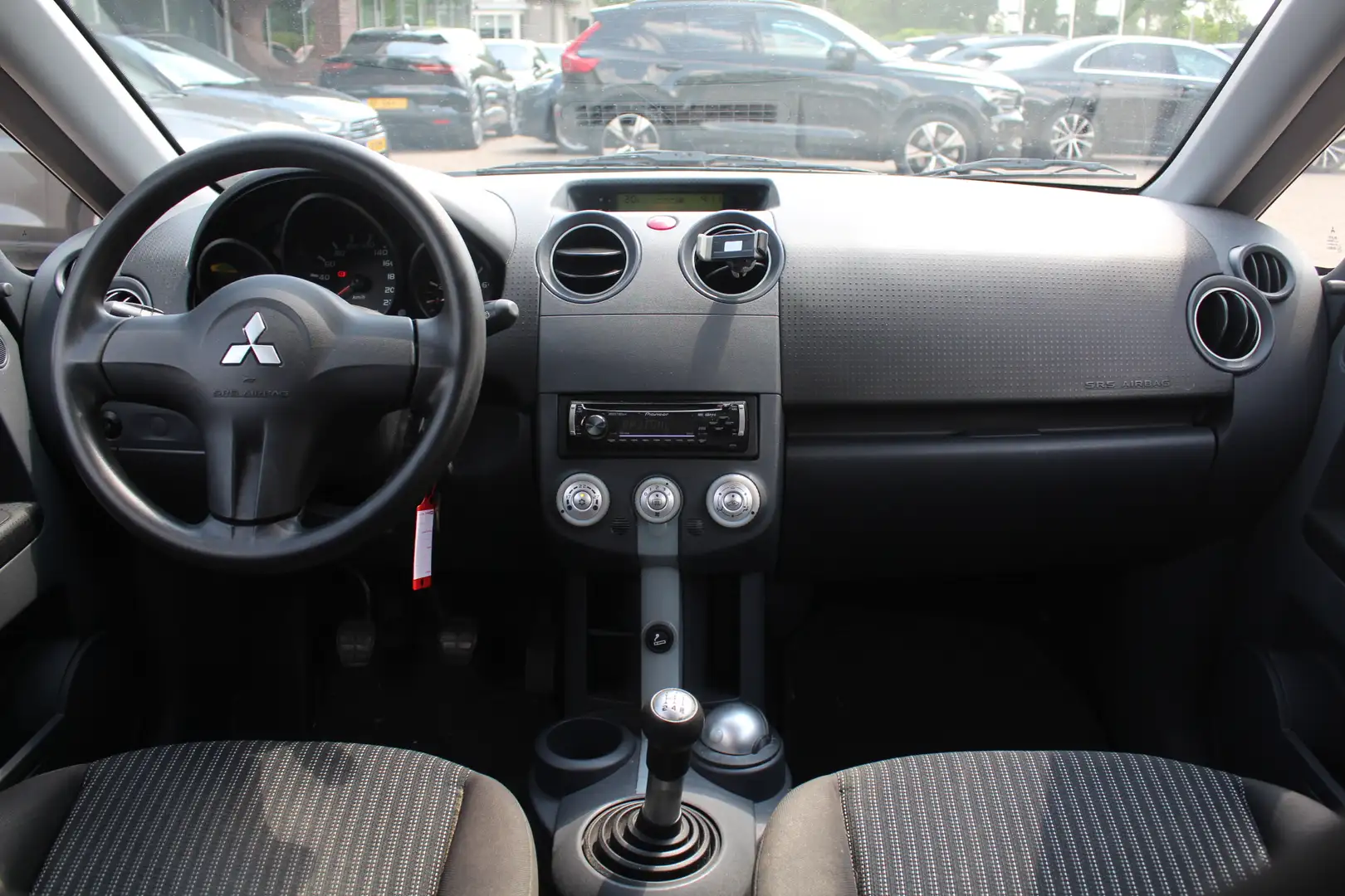 Mitsubishi Colt 1.3 Incharge 66.756 km! / NL Auto!  / Airco / Stuu Grijs - 2