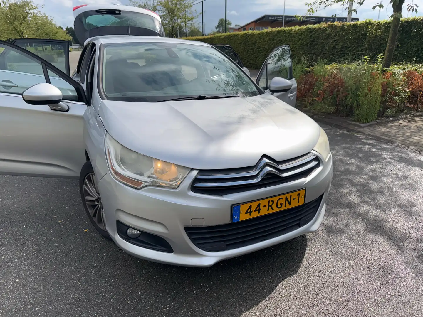 Citroen C4 1.4 VTi Ligne Bns Grijs - 1