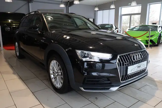 Audi A4 Allroad view 8