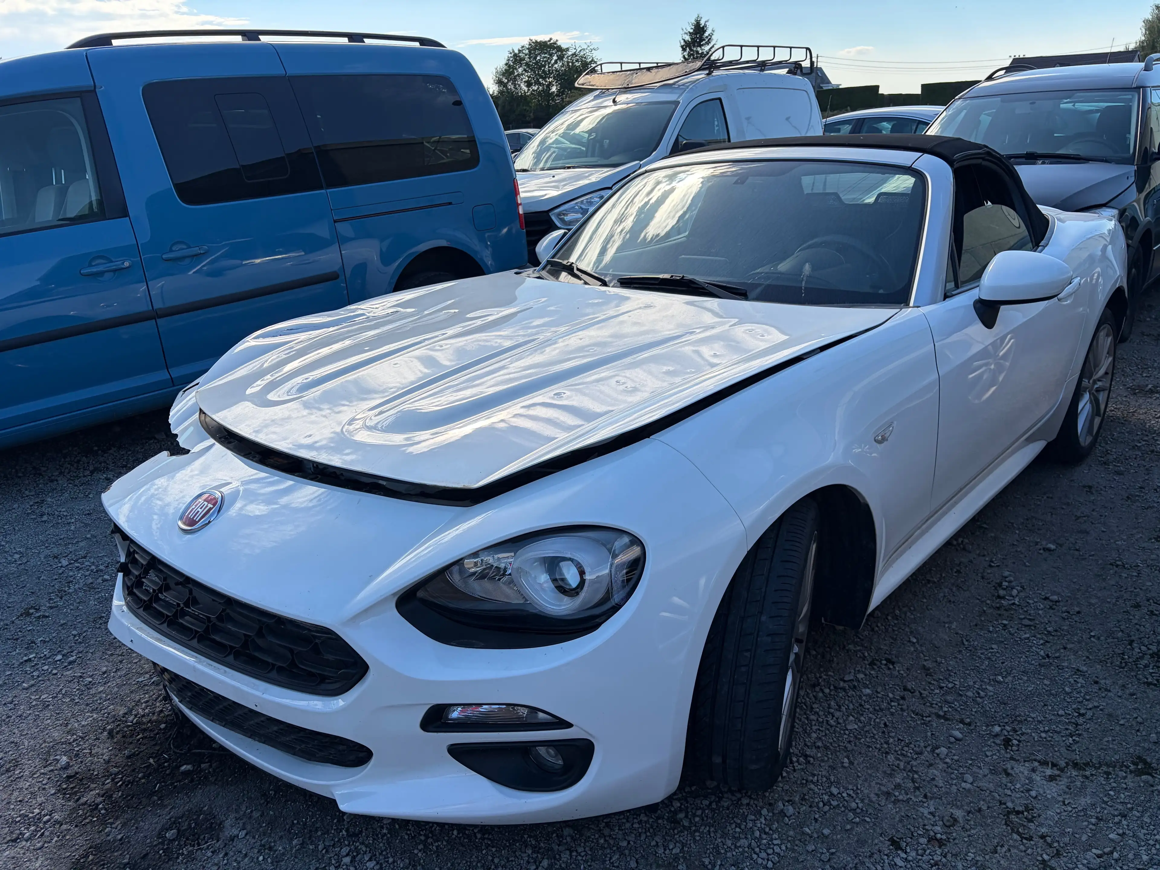 Fiat 124 Spider 124 Spider 1.4 MultiAir Lusso — photo 4