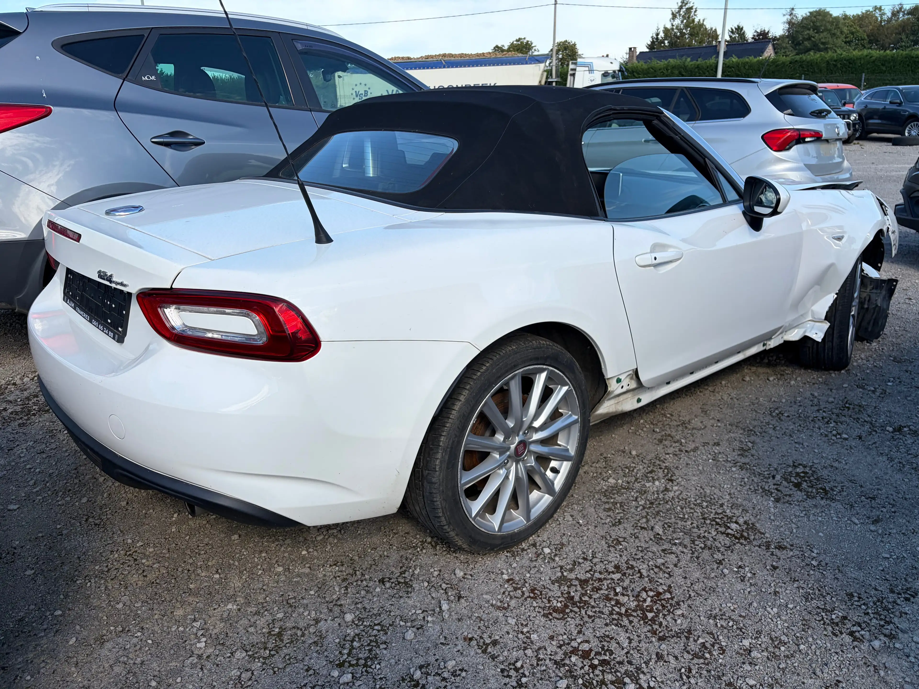 Fiat 124 Spider 124 Spider 1.4 MultiAir Lusso — photo 6