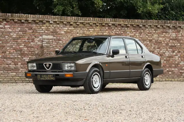 Alfa Romeo Alfetta 2.0 "51.000 kilometers" "Last year production mode