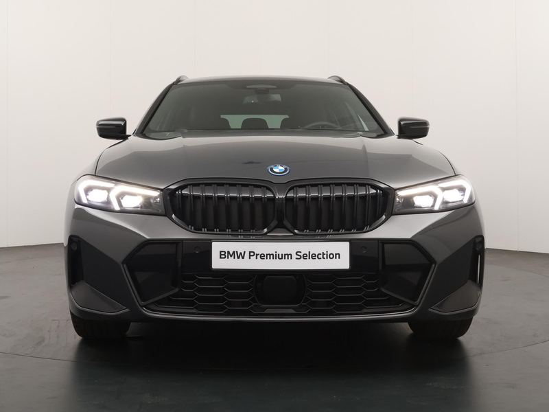 BMW 330 3 Serie Touring 330e xDrive M-Sportpakket / Trekha — photo 5
