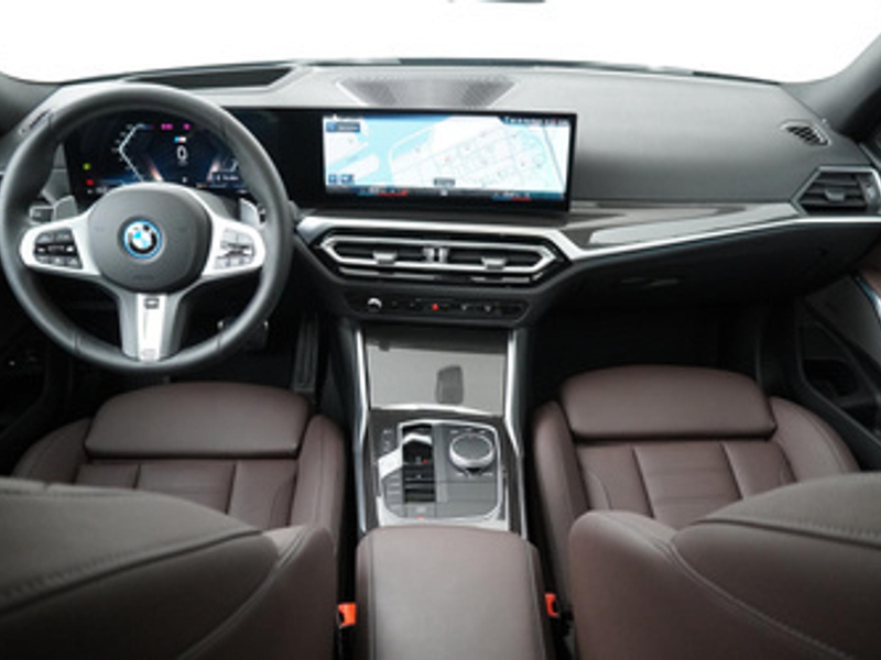 BMW 330 3 Serie Touring 330e xDrive M-Sportpakket / Trekha — photo 12