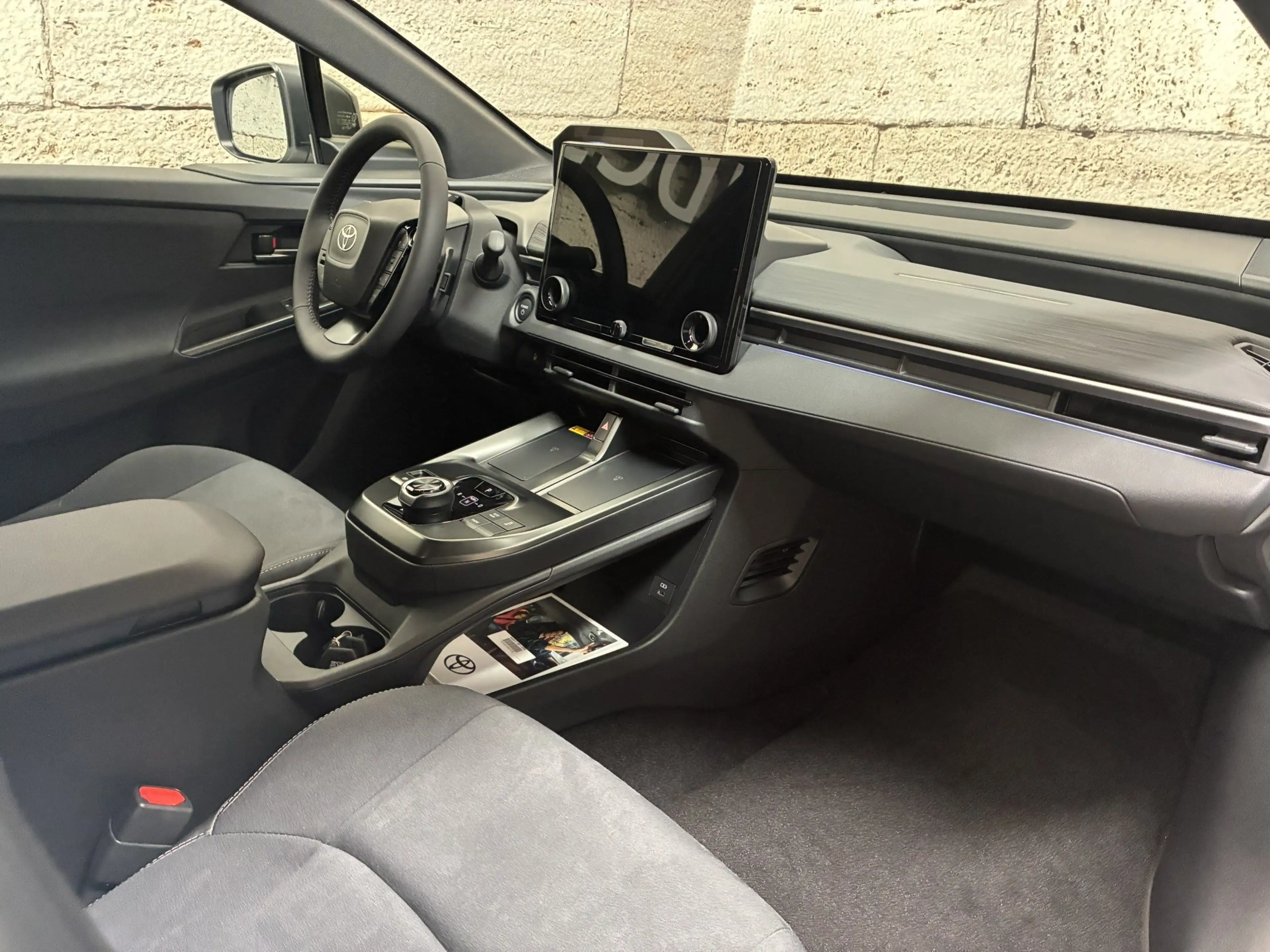Toyota C-HR+ Elektro 252 kW AWD Lounge — photo 6