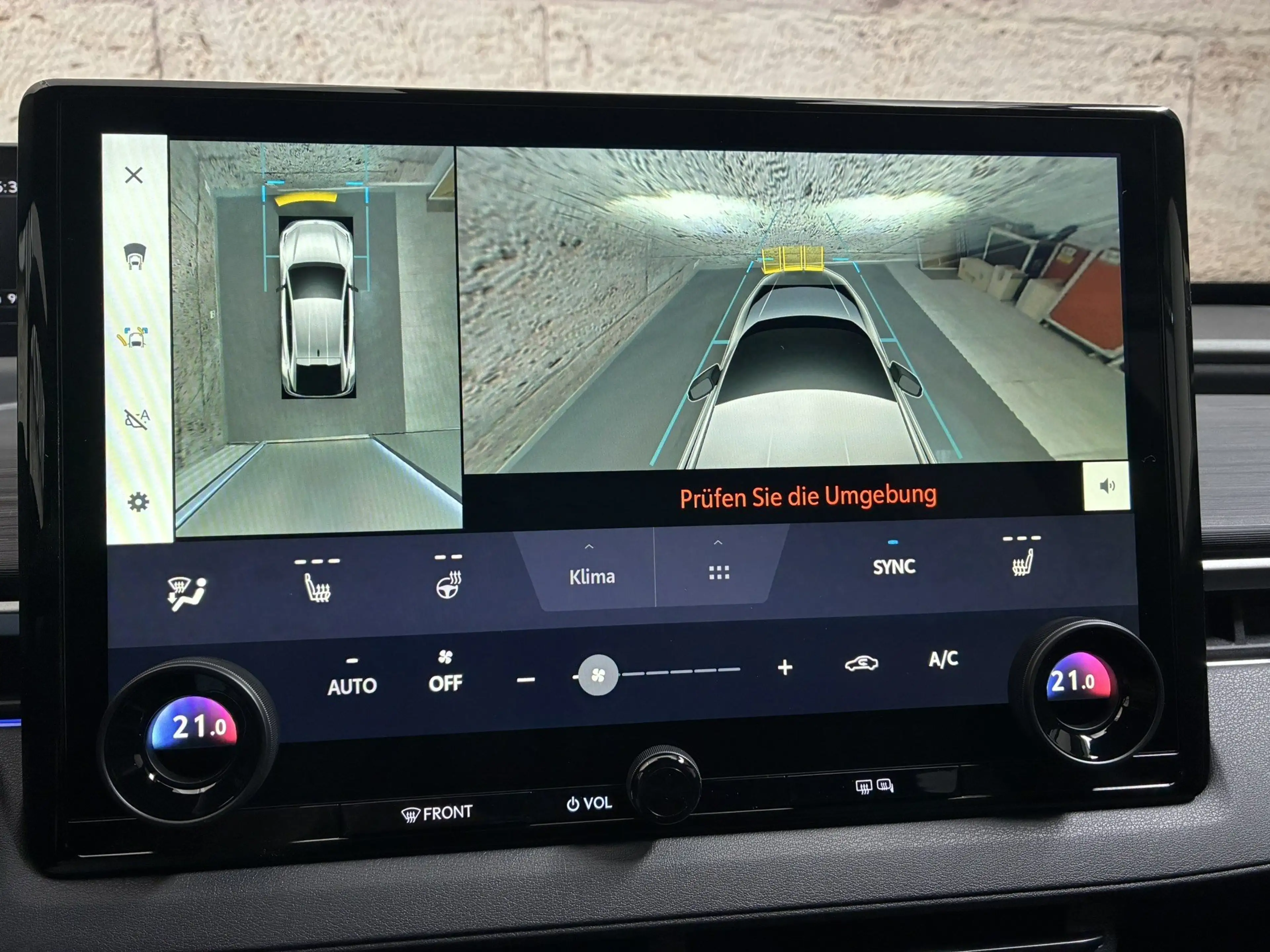 Toyota C-HR+ Elektro 252 kW AWD Lounge — photo 13