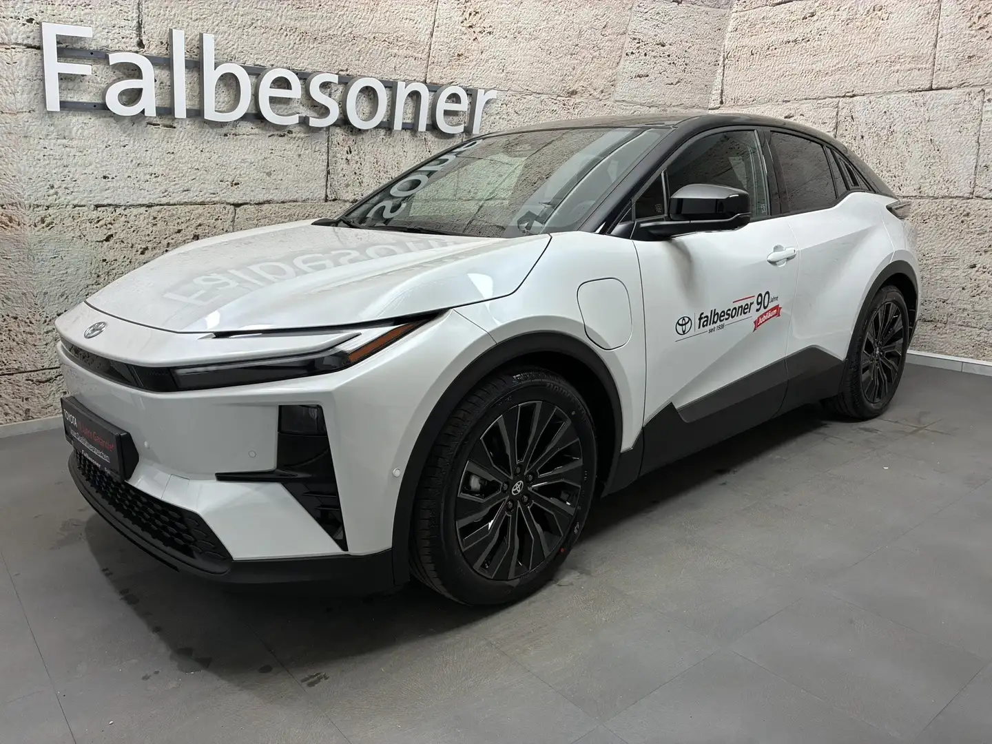 Toyota C-HR+ Elektro 252 kW AWD Lounge Weiß - 1