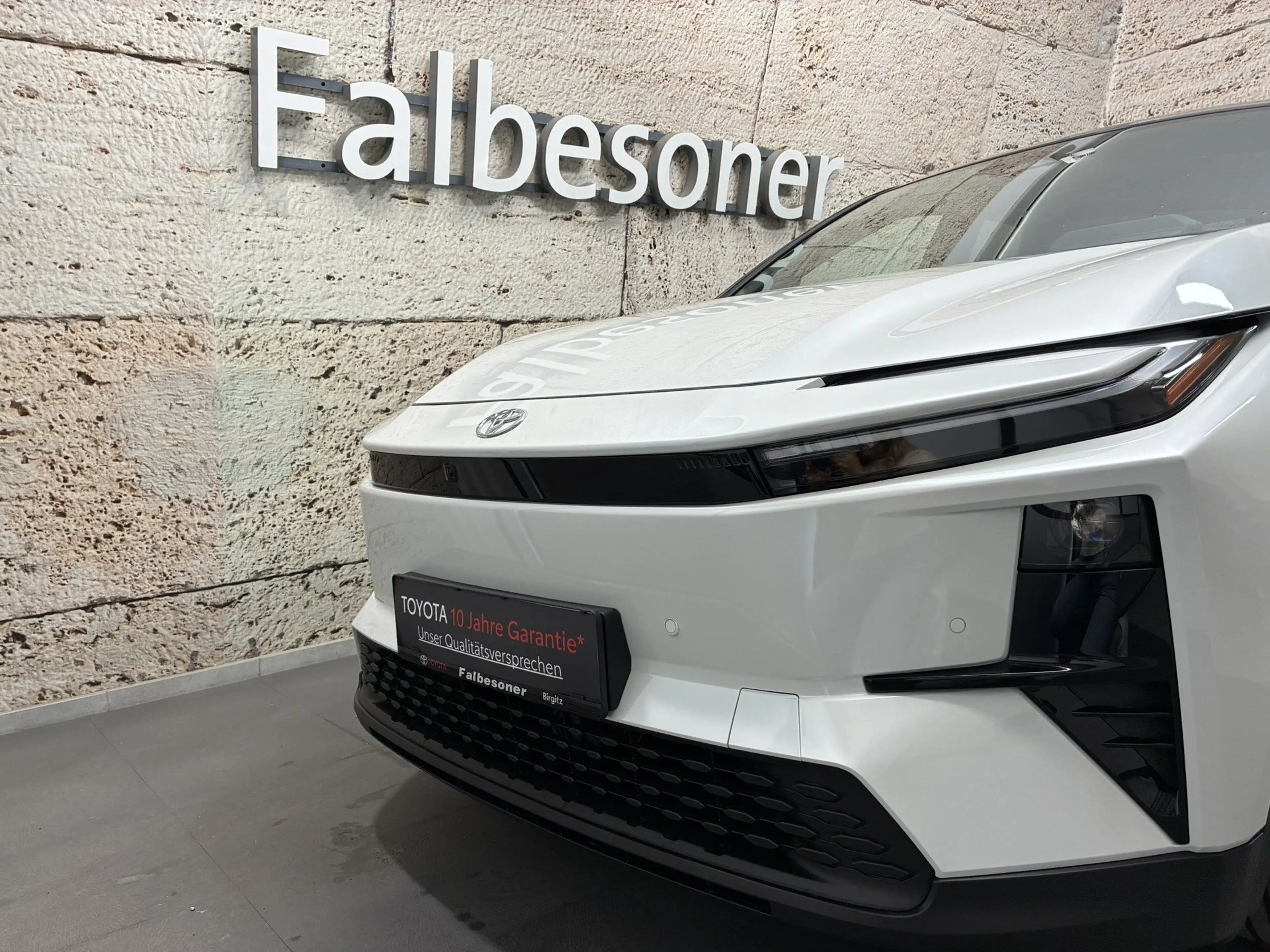 Toyota C-HR+ Elektro 252 kW AWD Lounge — photo 3
