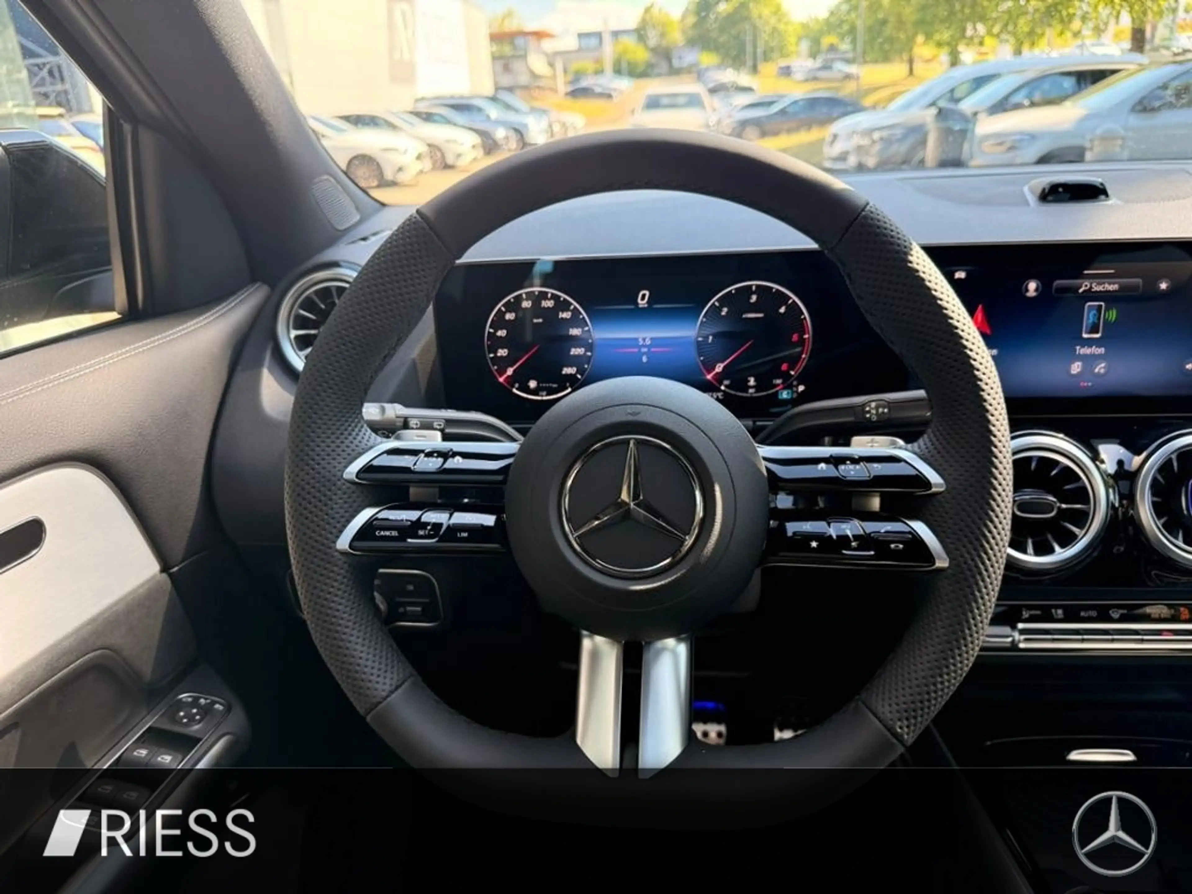 Mercedes-Benz GLA 200 d AHK AUT DynLicht Fernlichtass. Kam. LM — photo 13