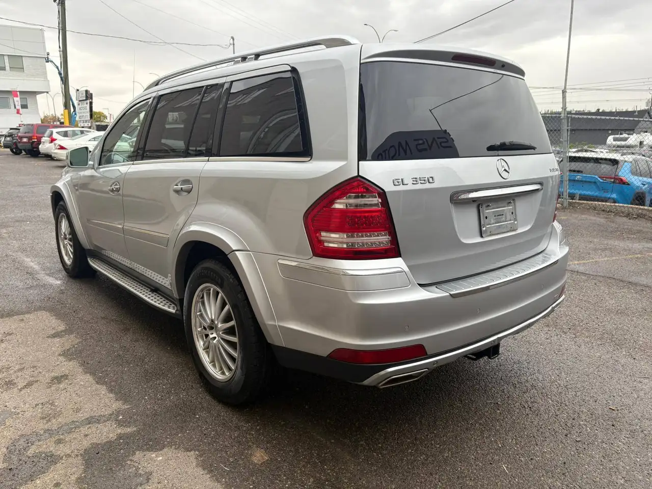 Mercedes-Benz GL-Class снимка Mercedes-Benz GL-Class