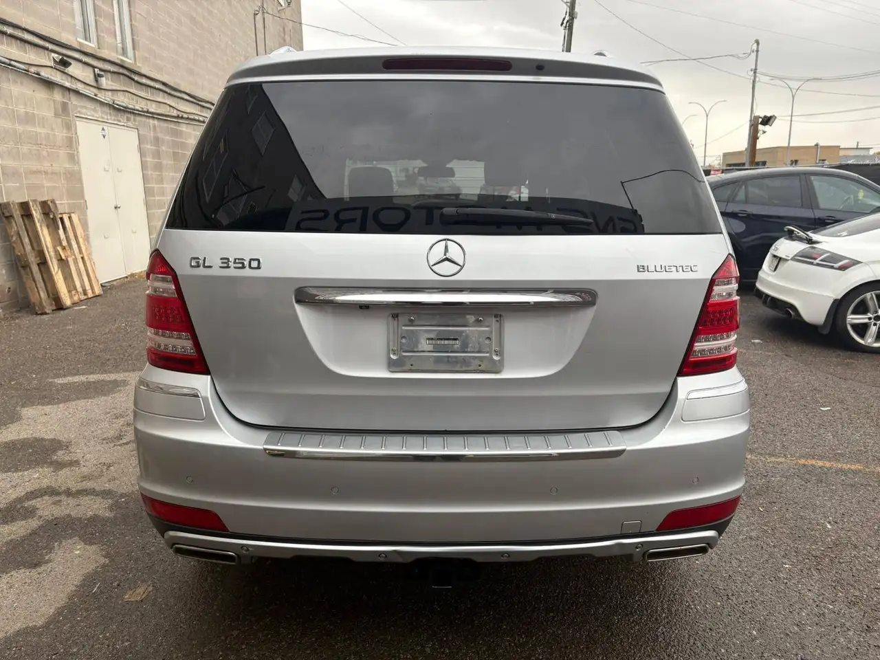 Mercedes-Benz GL-Class снимка Mercedes-Benz GL-Class