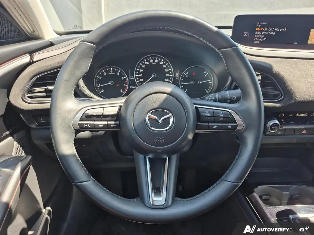 Mazda CX-30 photo Mazda CX-30