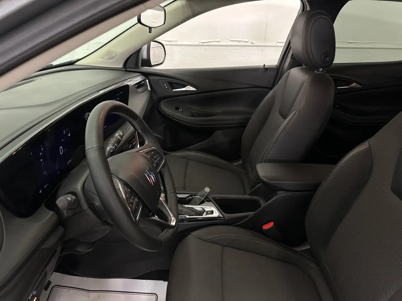 Buick Encore снимка Buick Encore