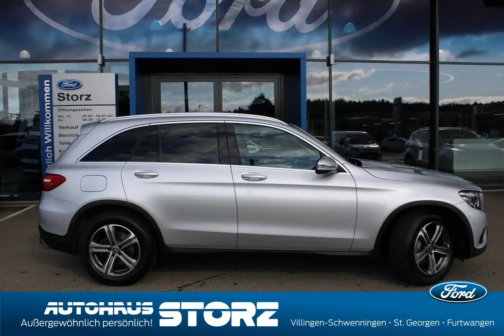 Mercedes-Benz GLC 350 d 4Matic ALLRAD|AUTOMATIK|AHK SCHWENKBAR|PANO-DACH Silber - 2