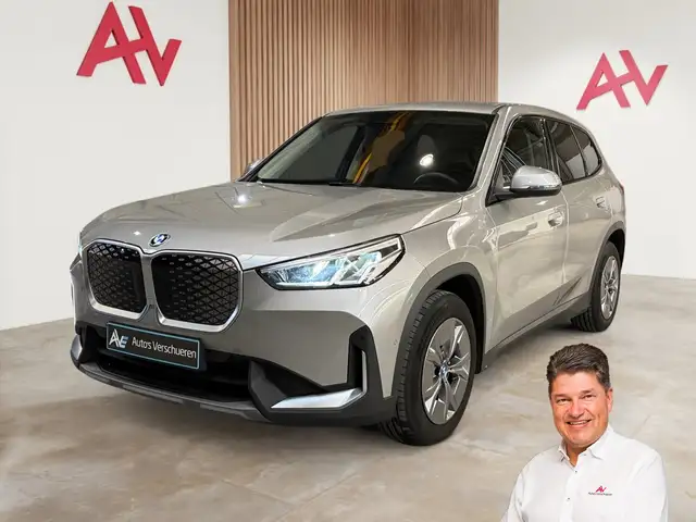 BMW iX1 eDrive20 ** Camera | Navi/Carplay | Ambient