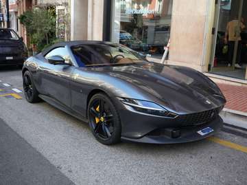 Roma Spider V8 4.0 620ch