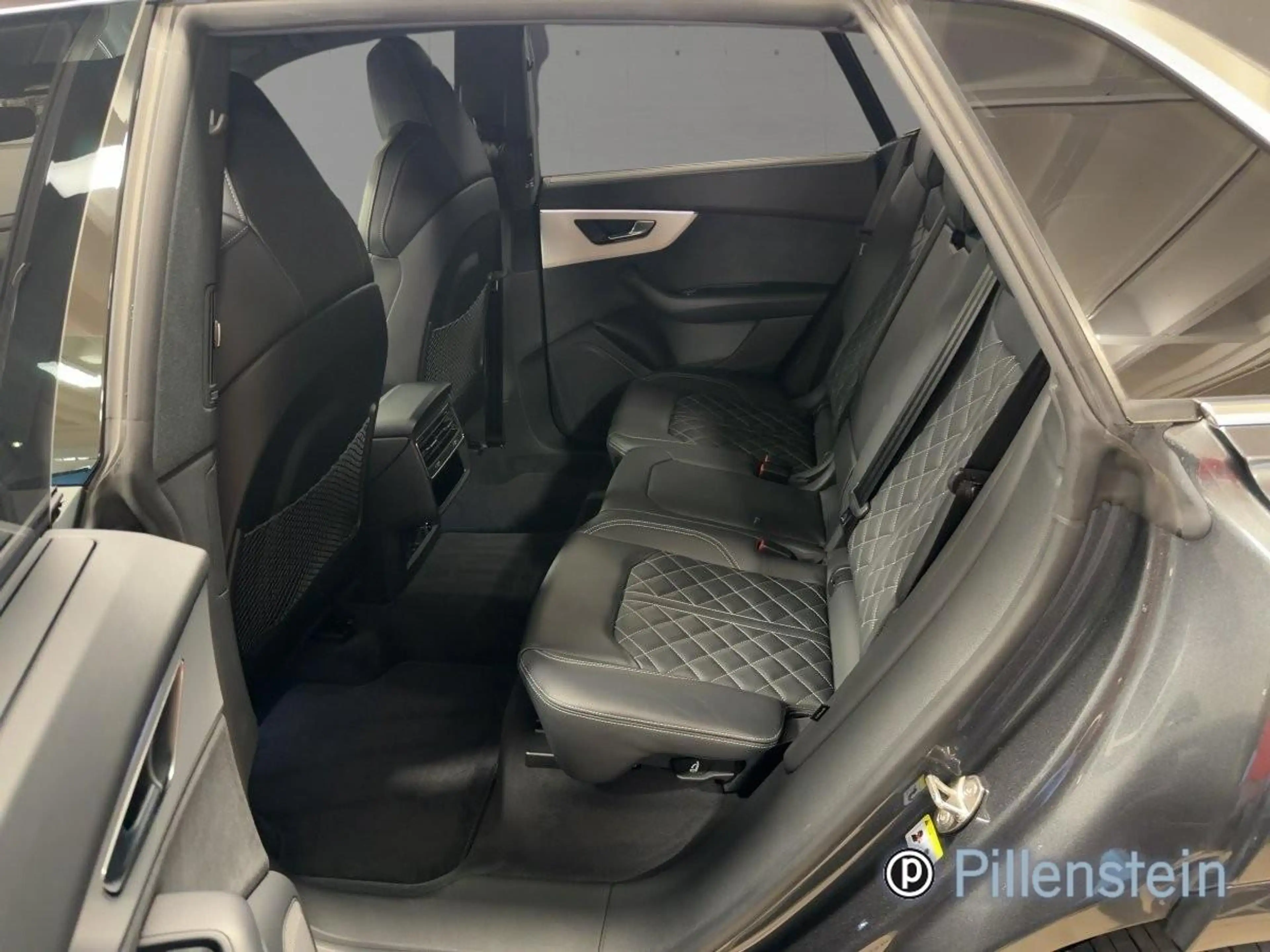 Audi Q8 S-LINE 50 TDI qu. tiptr. VOLL MATRIX AHK STANDH — photo 10