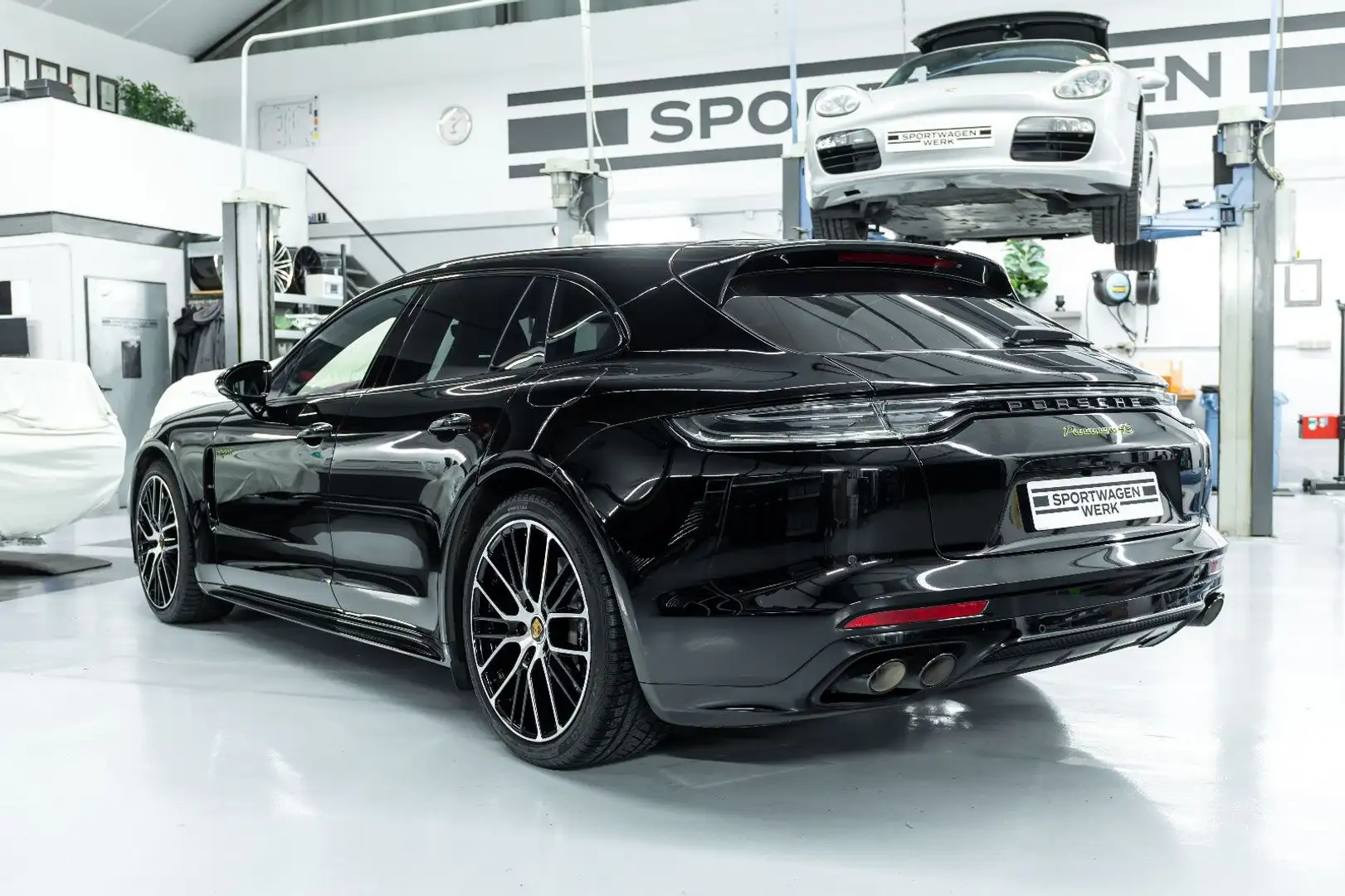 Porsche Panamera Sport Turismo 4S E-Hybrid I Burmester Noir - 2