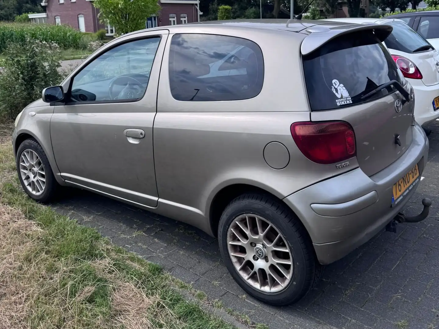 Toyota Yaris Yaris 1.3 VVT-i Sol Argent - 1