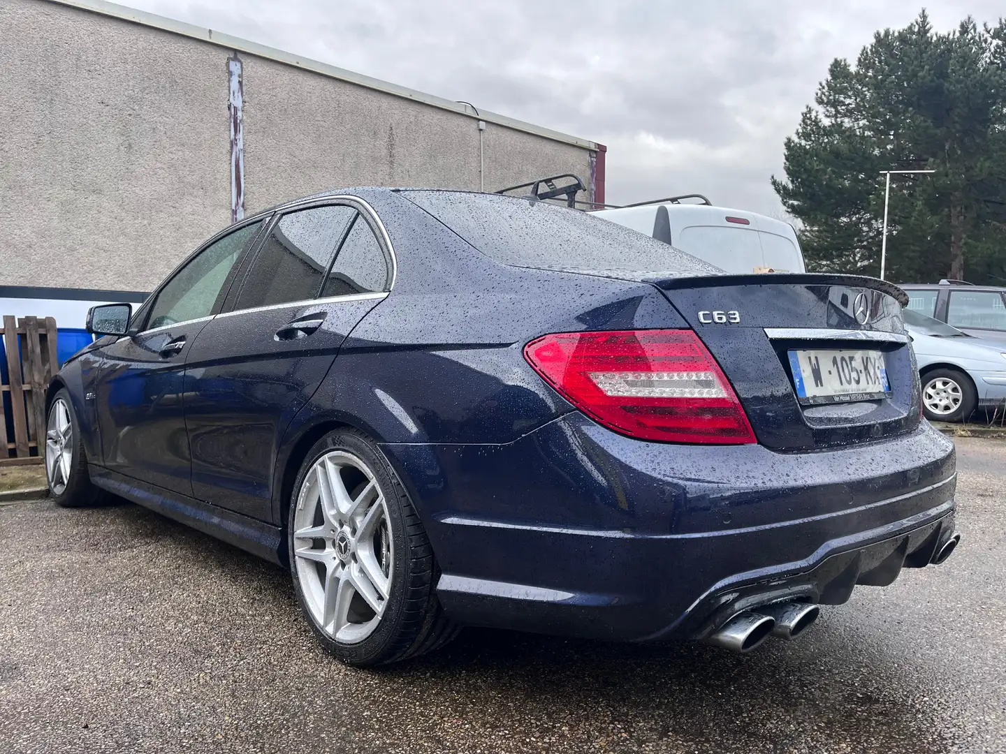 Mercedes-Benz C 63 AMG Classe Avantgarde A plava - 2