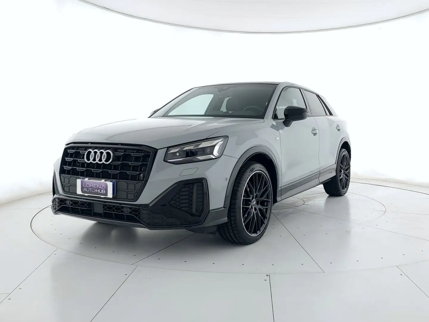 Audi Q2 35 2.0 tdi Identity Black s-tronic TETTO PANO APR. Grey - 2