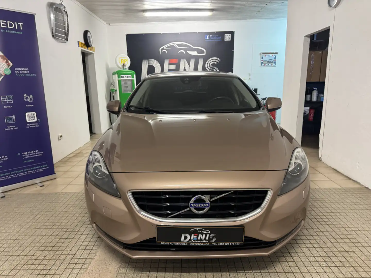 Volvo V40 1.6 Benzin T4 179PS Automatik 1Hand !79.800km! Or - 2