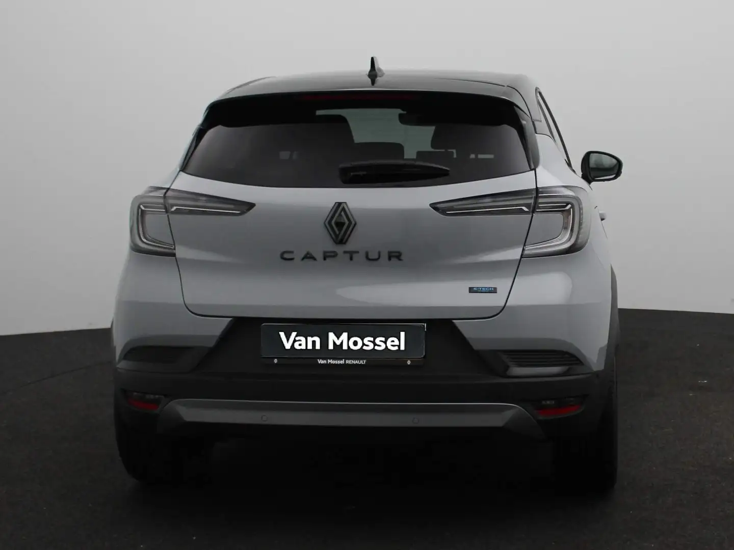 Renault Captur E-Tech full hybrid 160 esprit Alpine | Automaat | Grijs - 2