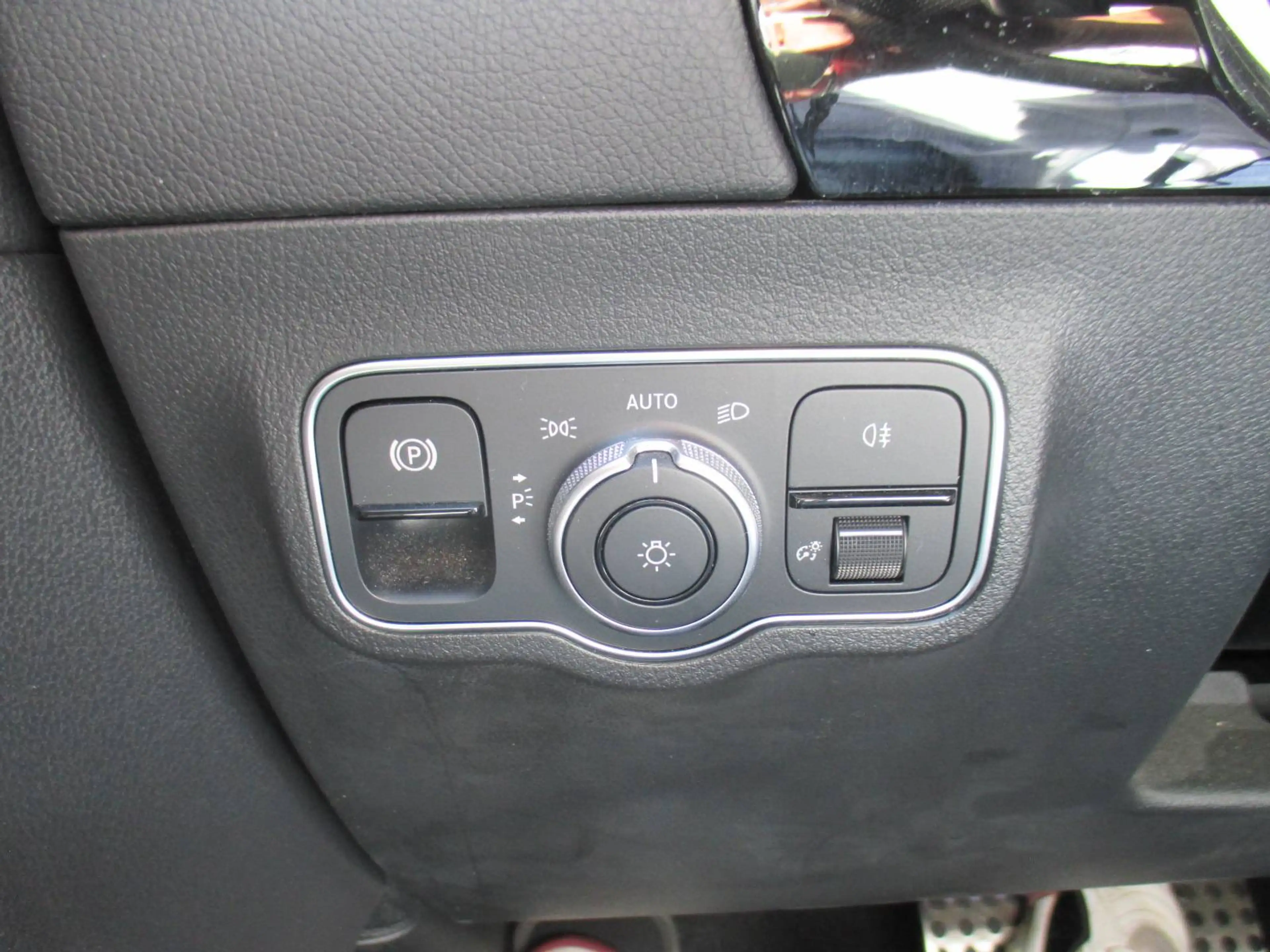 Mercedes-Benz GLA 200 GLA 200 (247.787) — photo 6
