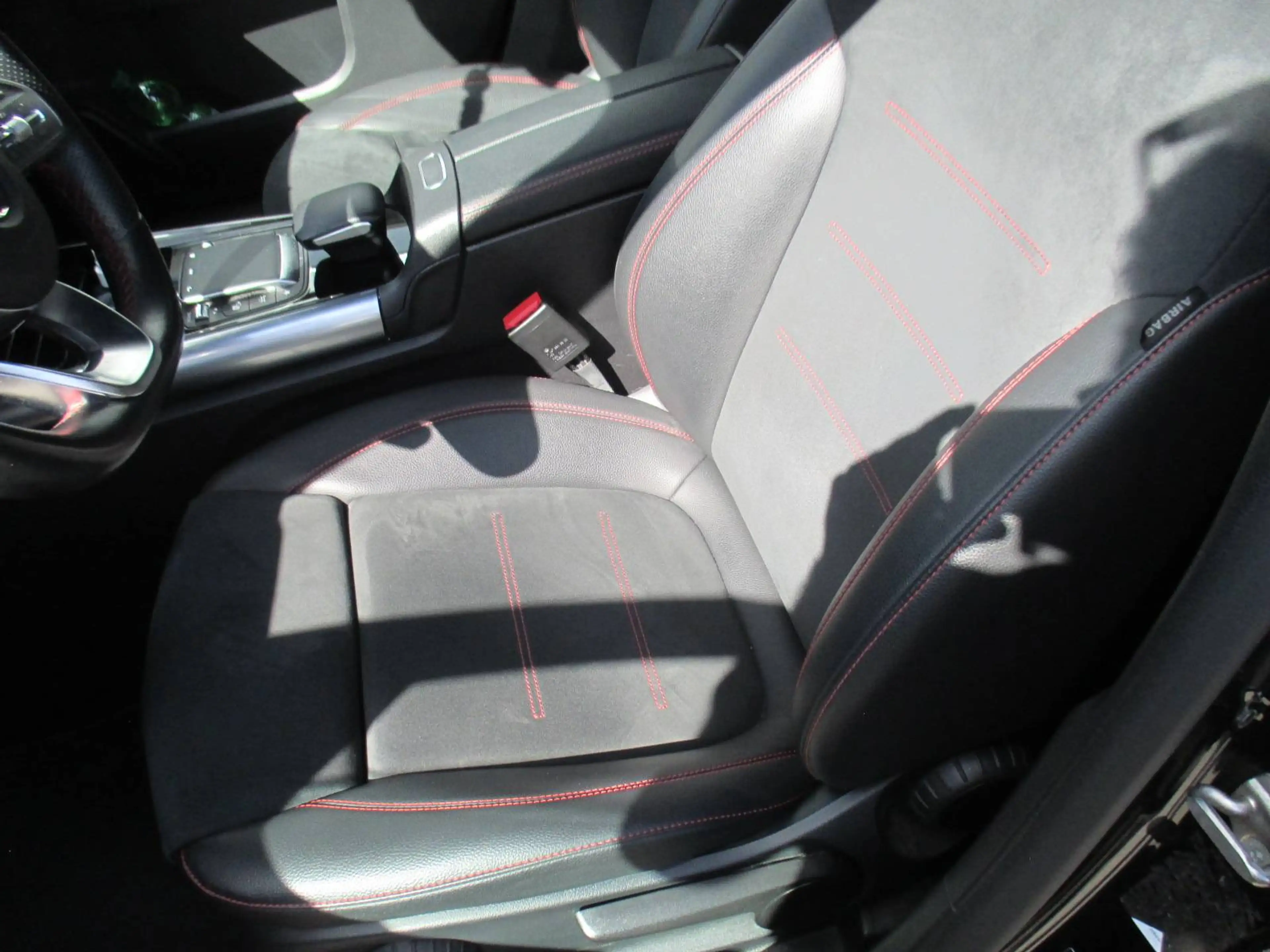 Mercedes-Benz GLA 200 GLA 200 (247.787) — photo 11