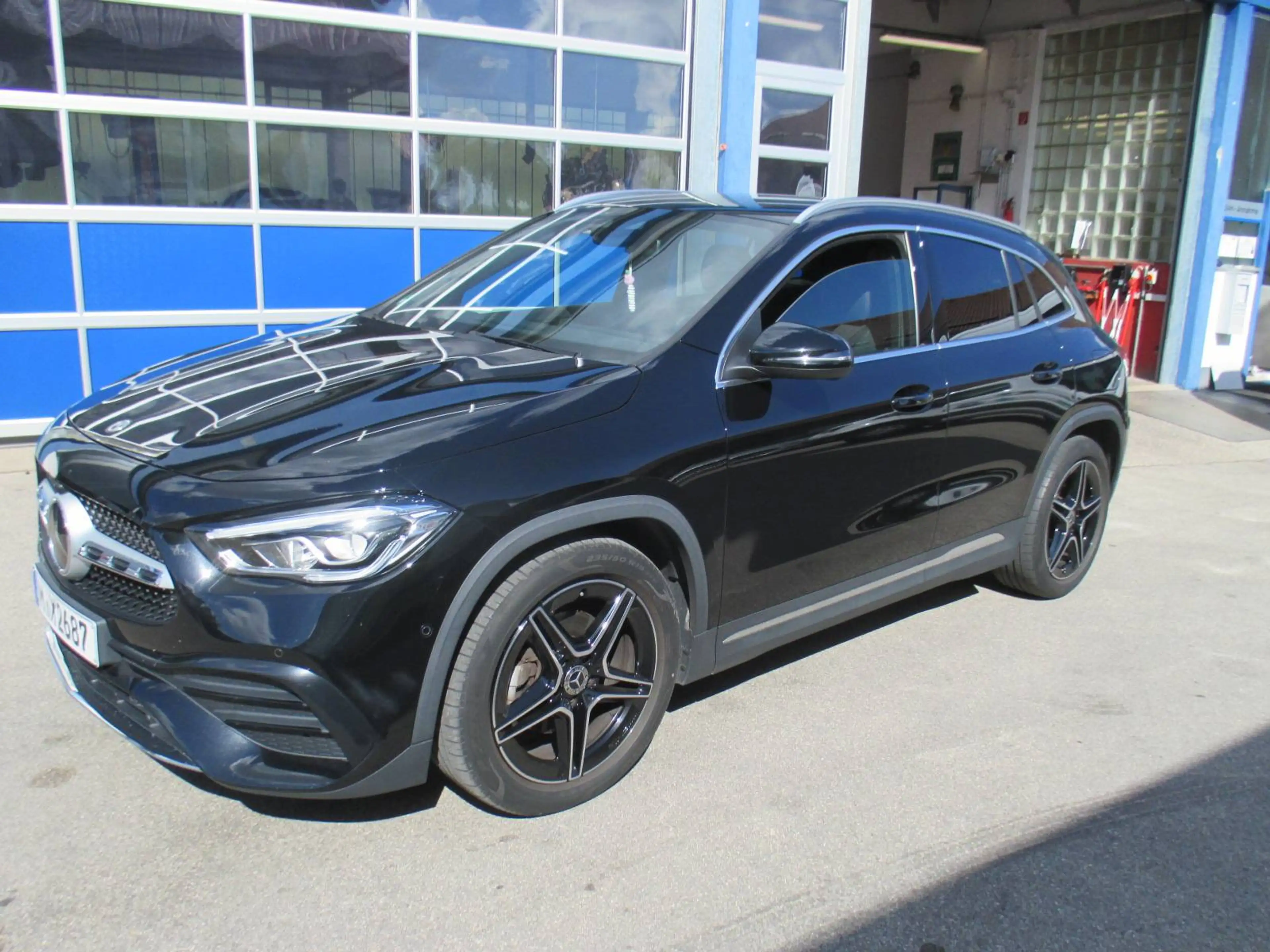 Mercedes-Benz GLA 200 GLA 200 (247.787)