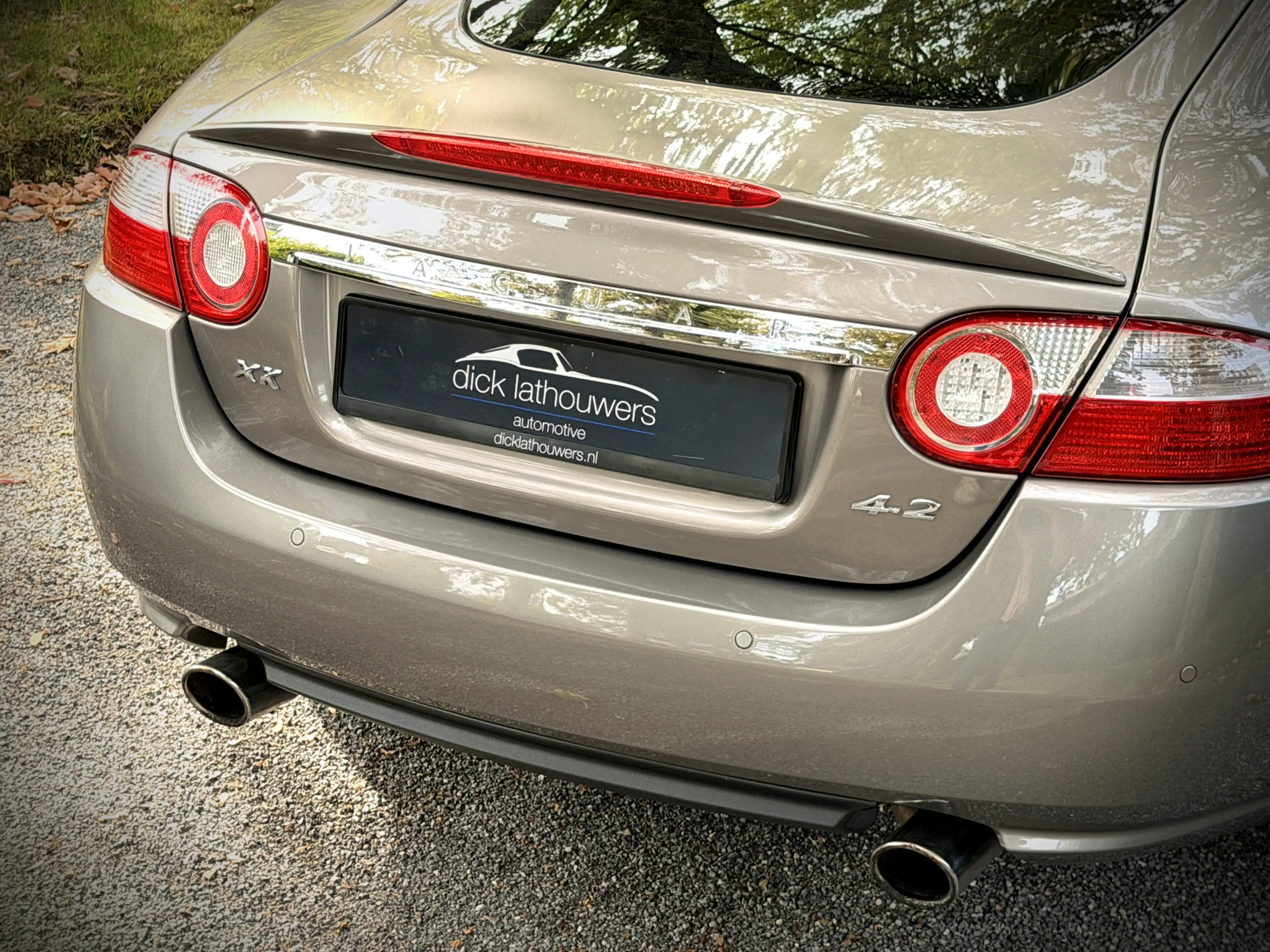 Jaguar XK 4.2 V8 Coupé — photo 30