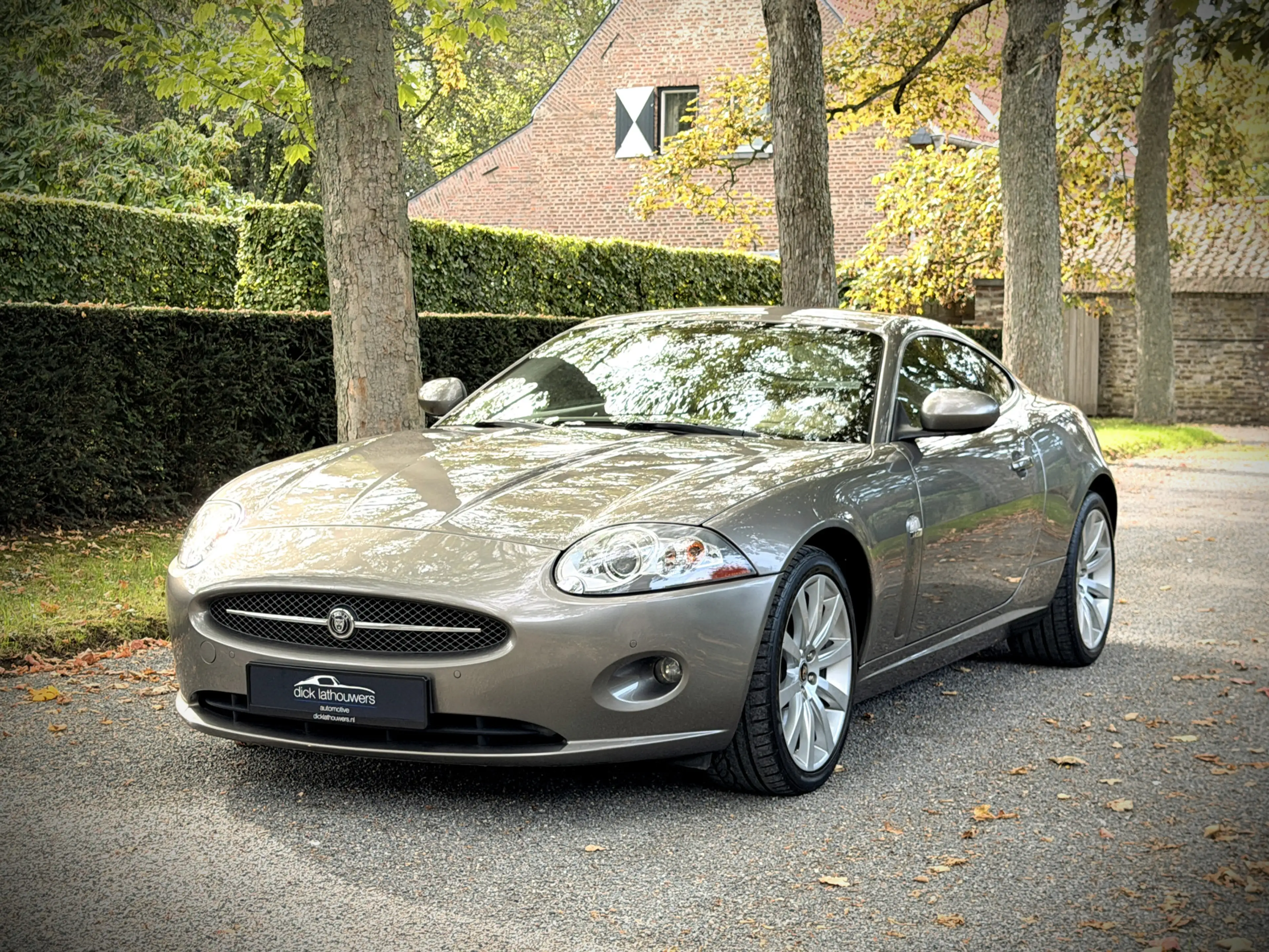Jaguar XK 4.2 V8 Coupé — photo 7