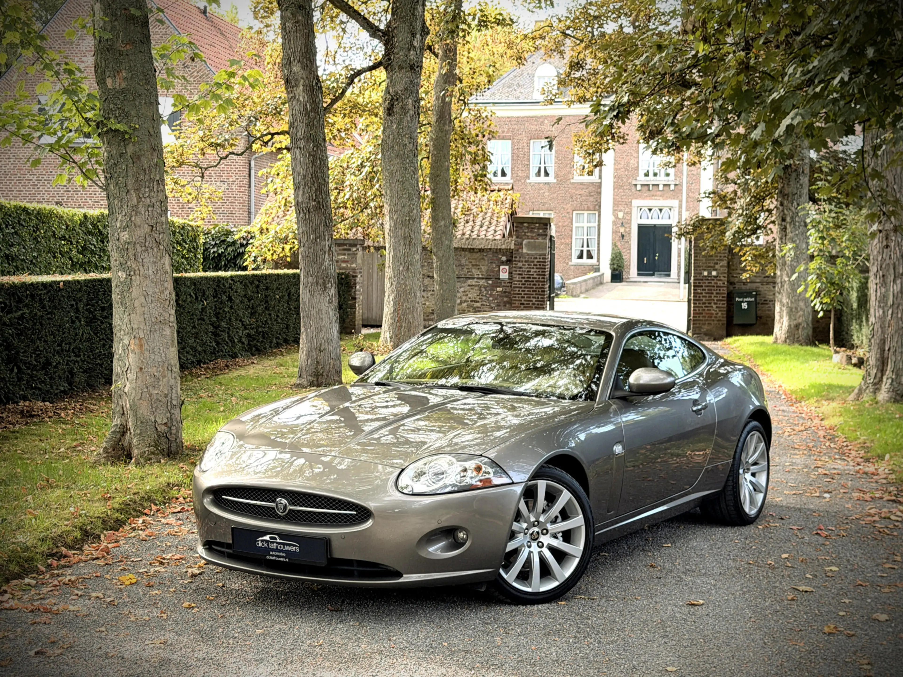 Jaguar XK 4.2 V8 Coupé — photo 47