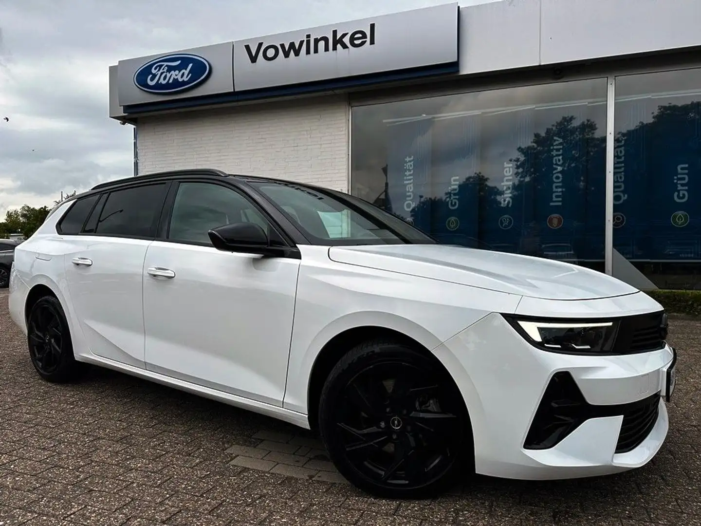 Opel Astra L Sports Tourer GS Line Voll-LED+ACC+360° Weiß - 1