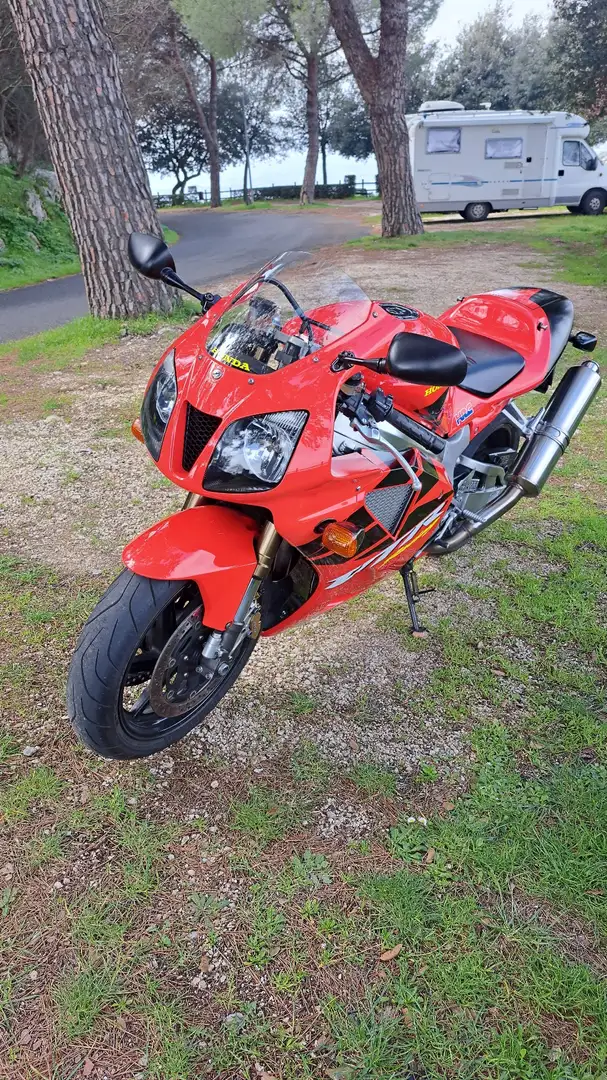 Honda VTR 1000 SP1 Rot - 1