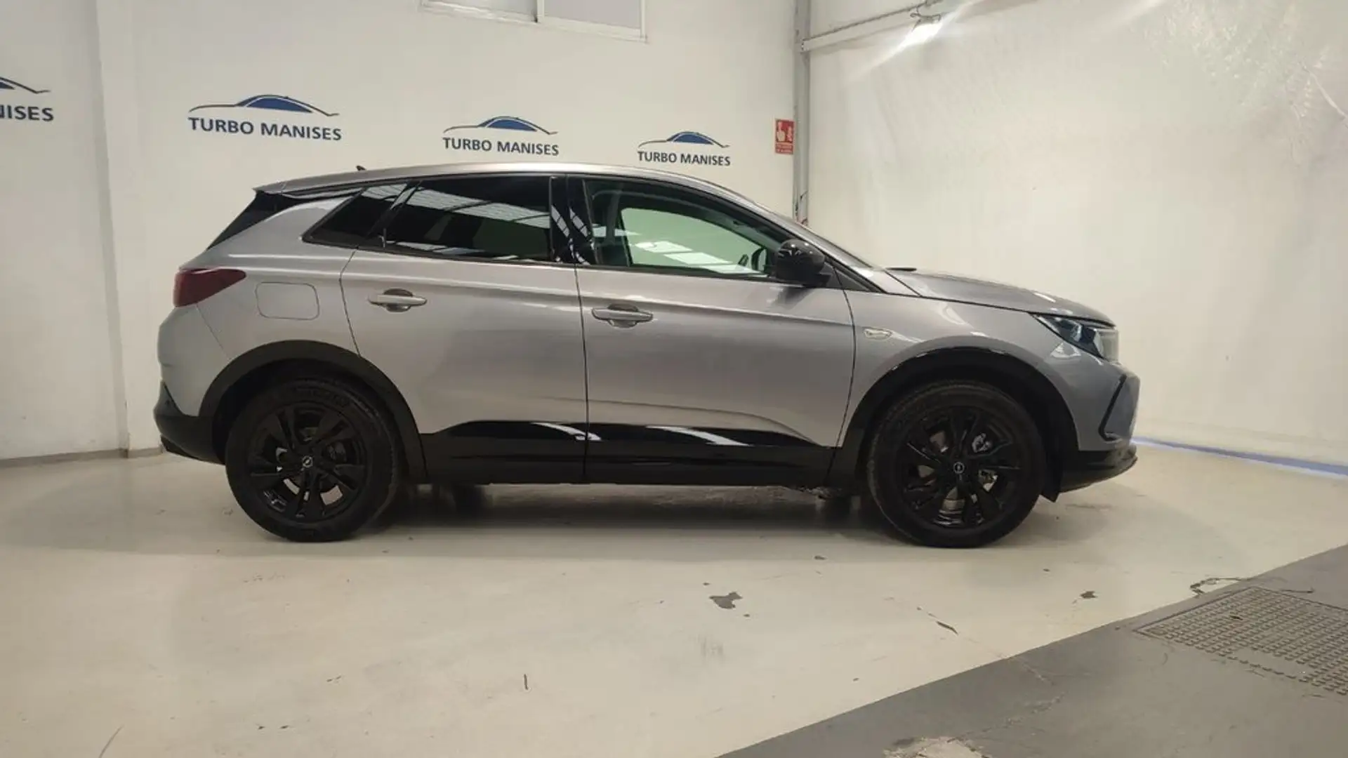 Opel Grandland 1.2 Turbo GS Auto Gris - 2
