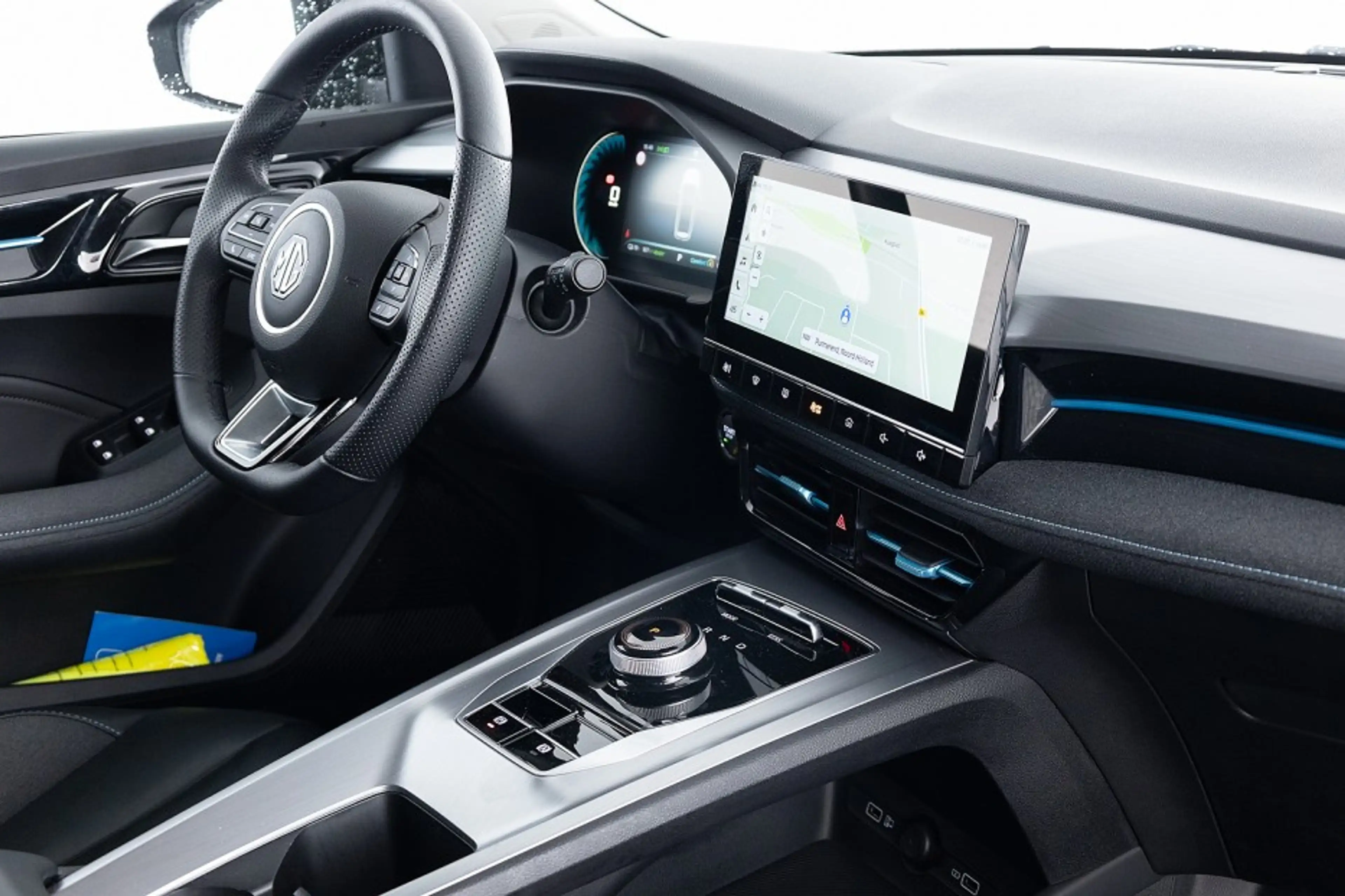 MG MG5 Standard Range Luxury 50kWh EV | LEDER | NAVI | FU — photo 3
