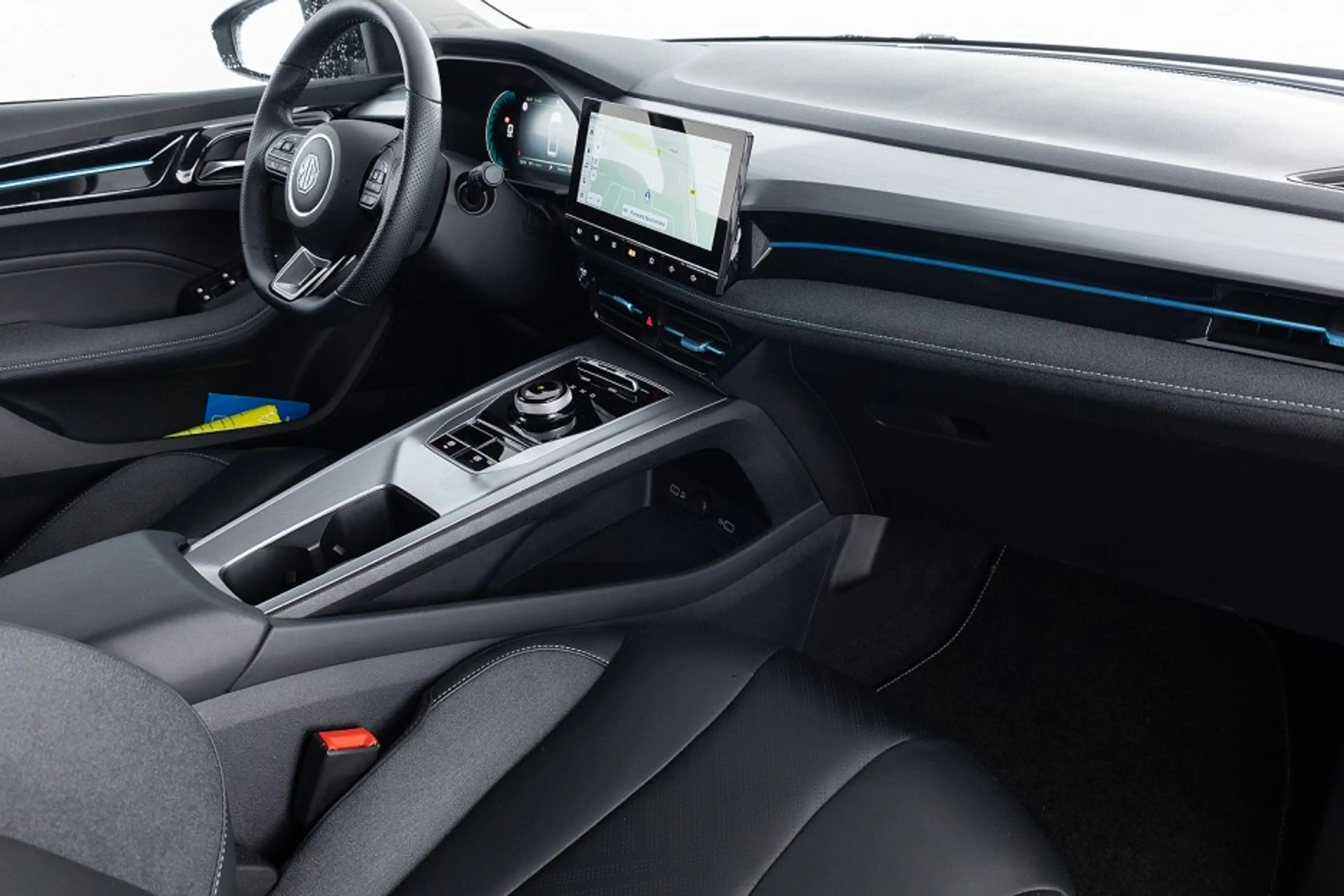 MG MG5 Standard Range Luxury 50kWh EV | LEDER | NAVI | FU — photo 4