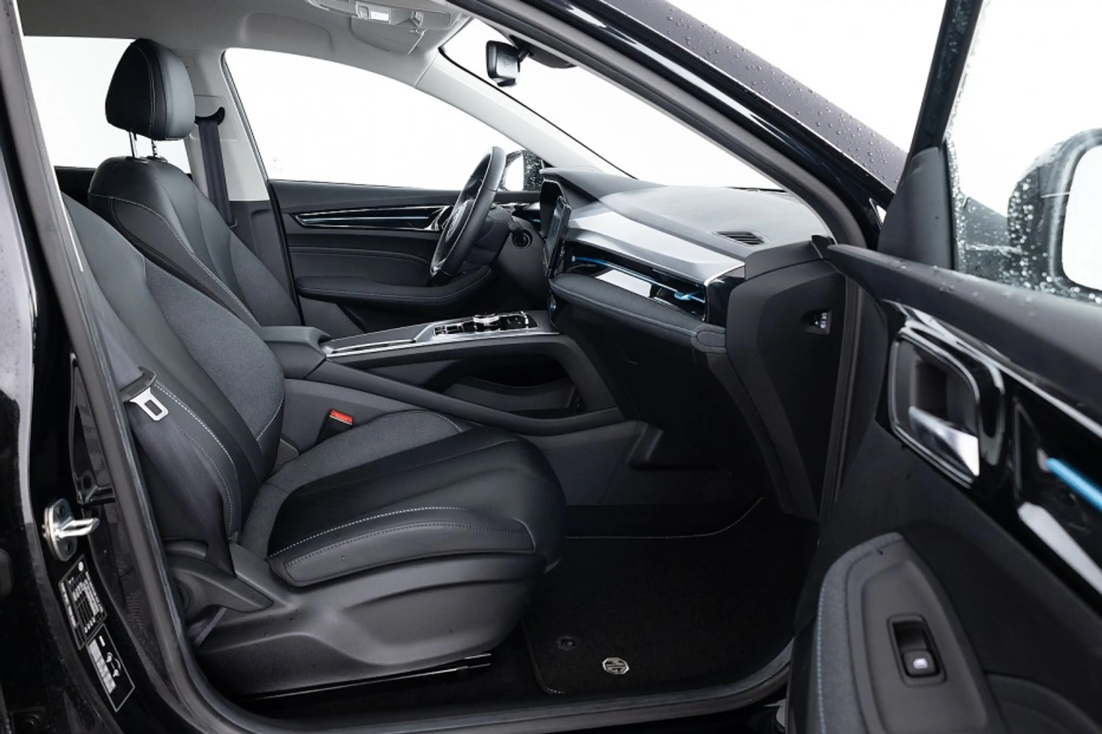 MG MG5 Standard Range Luxury 50kWh EV | LEDER | NAVI | FU — photo 9