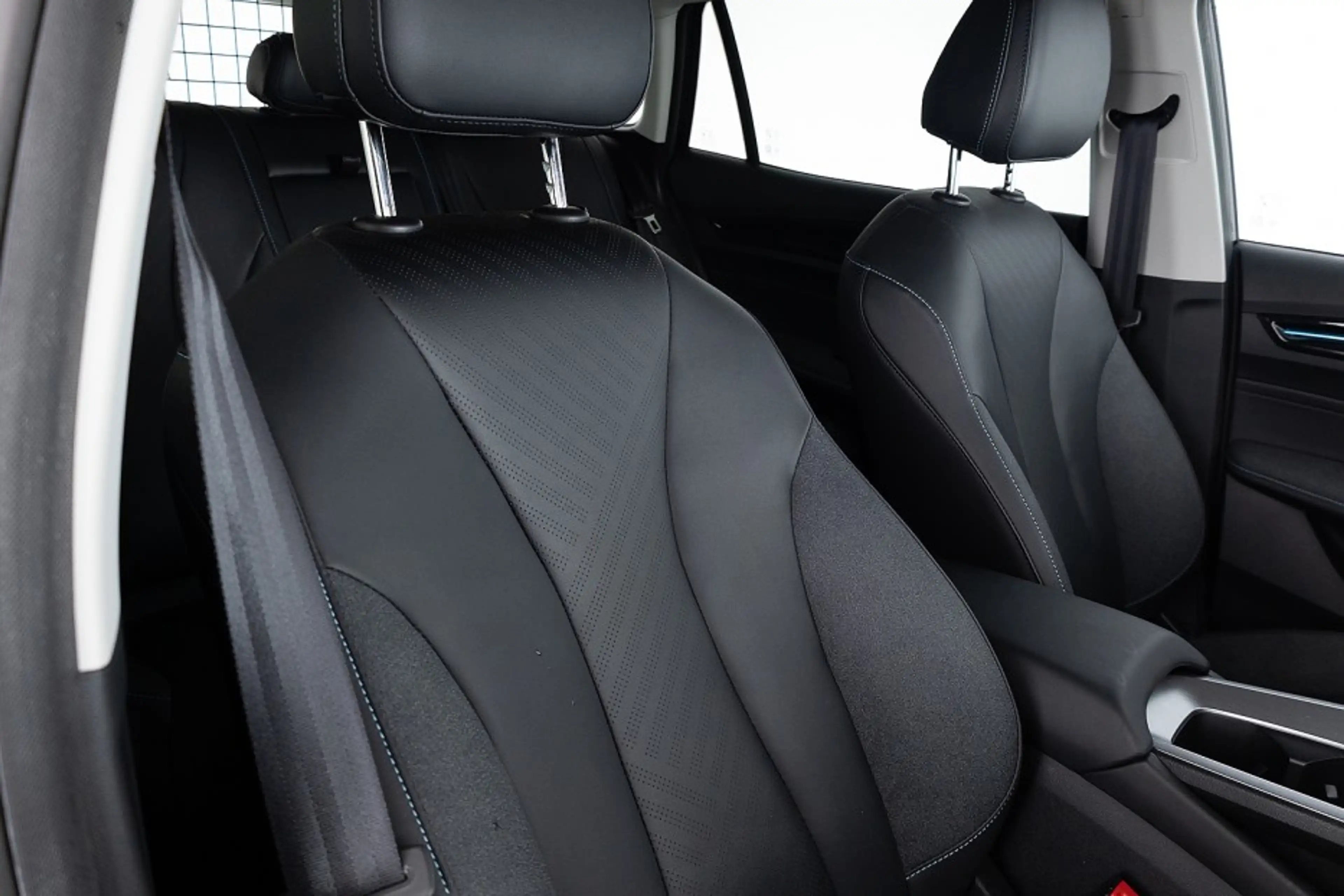 MG MG5 Standard Range Luxury 50kWh EV | LEDER | NAVI | FU — photo 7