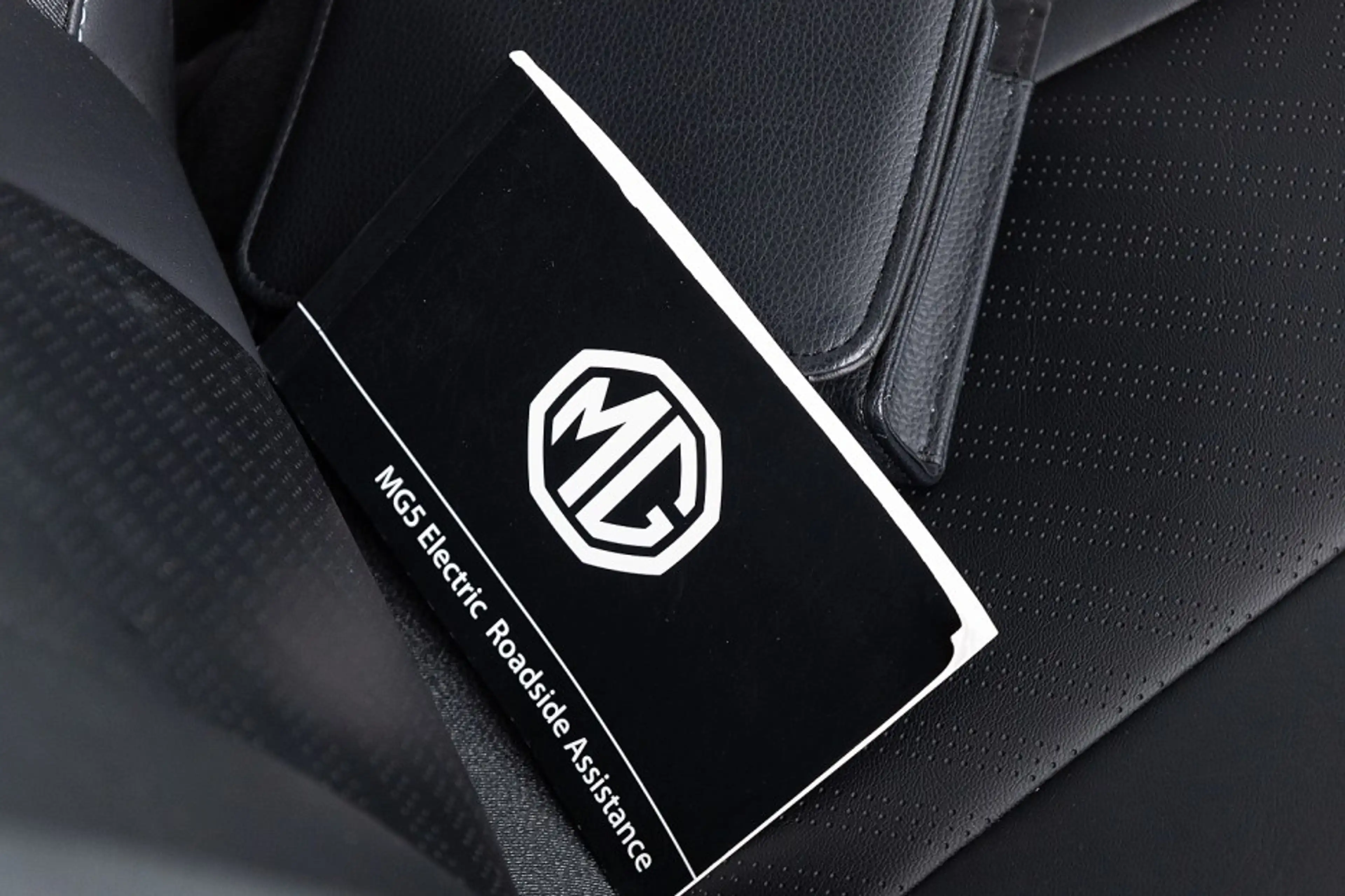 MG MG5 Standard Range Luxury 50kWh EV | LEDER | NAVI | FU — photo 6